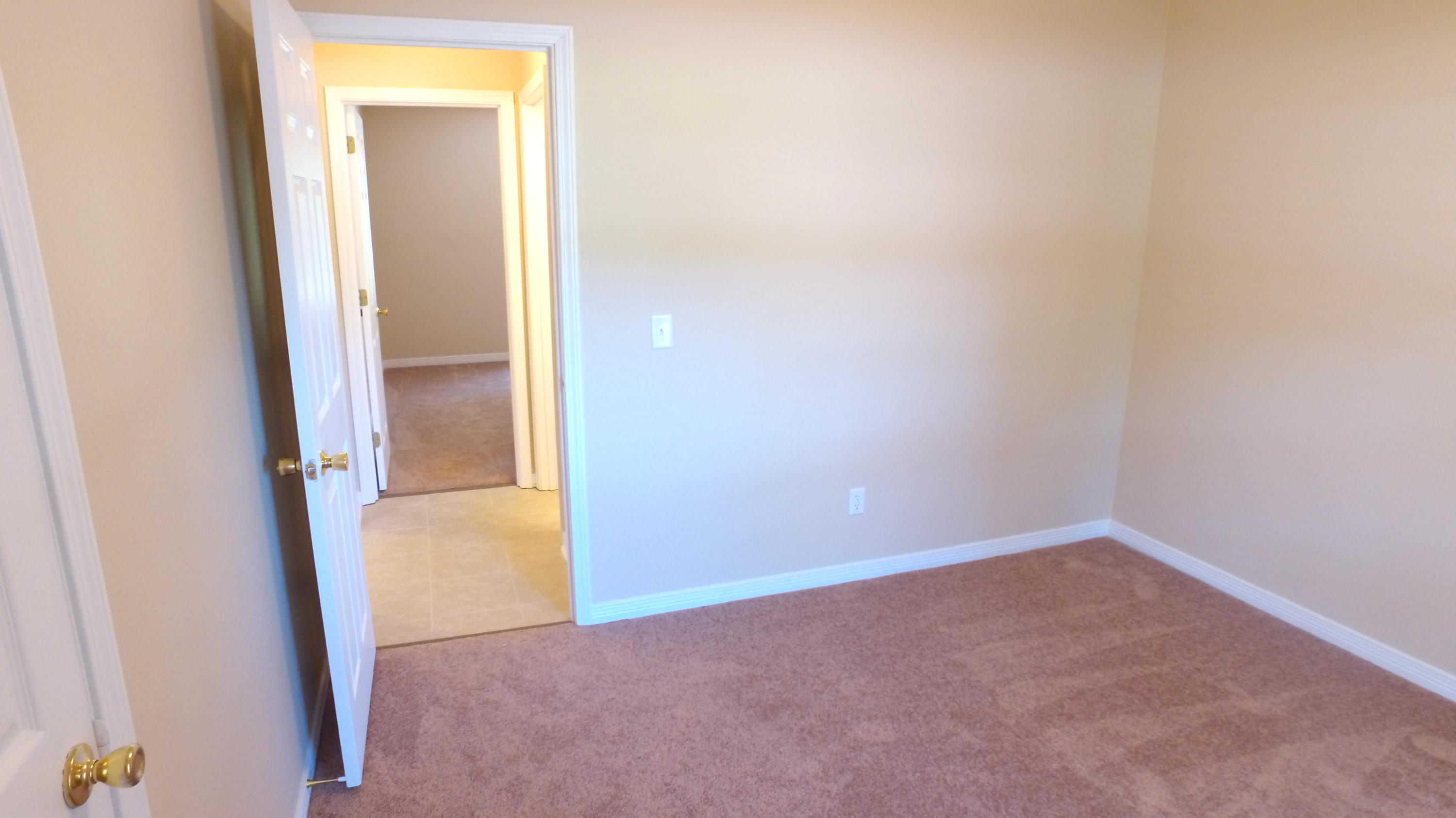 Woodbridge Manor - Residential