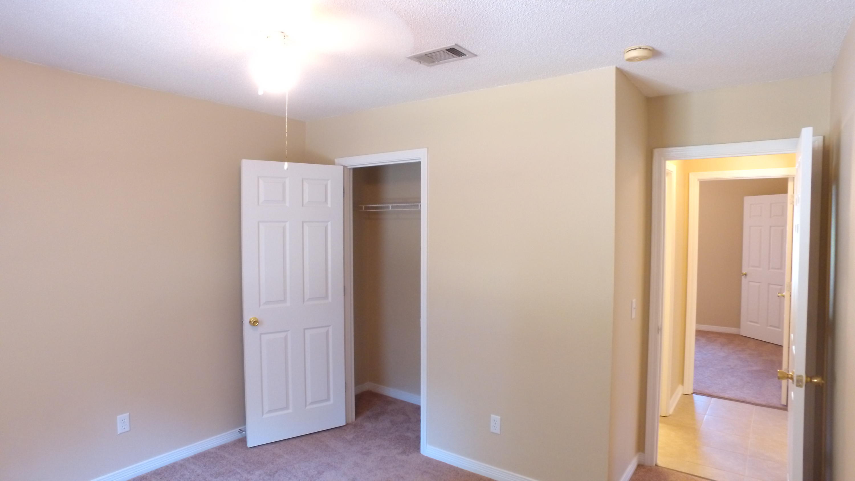 Woodbridge Manor - Residential