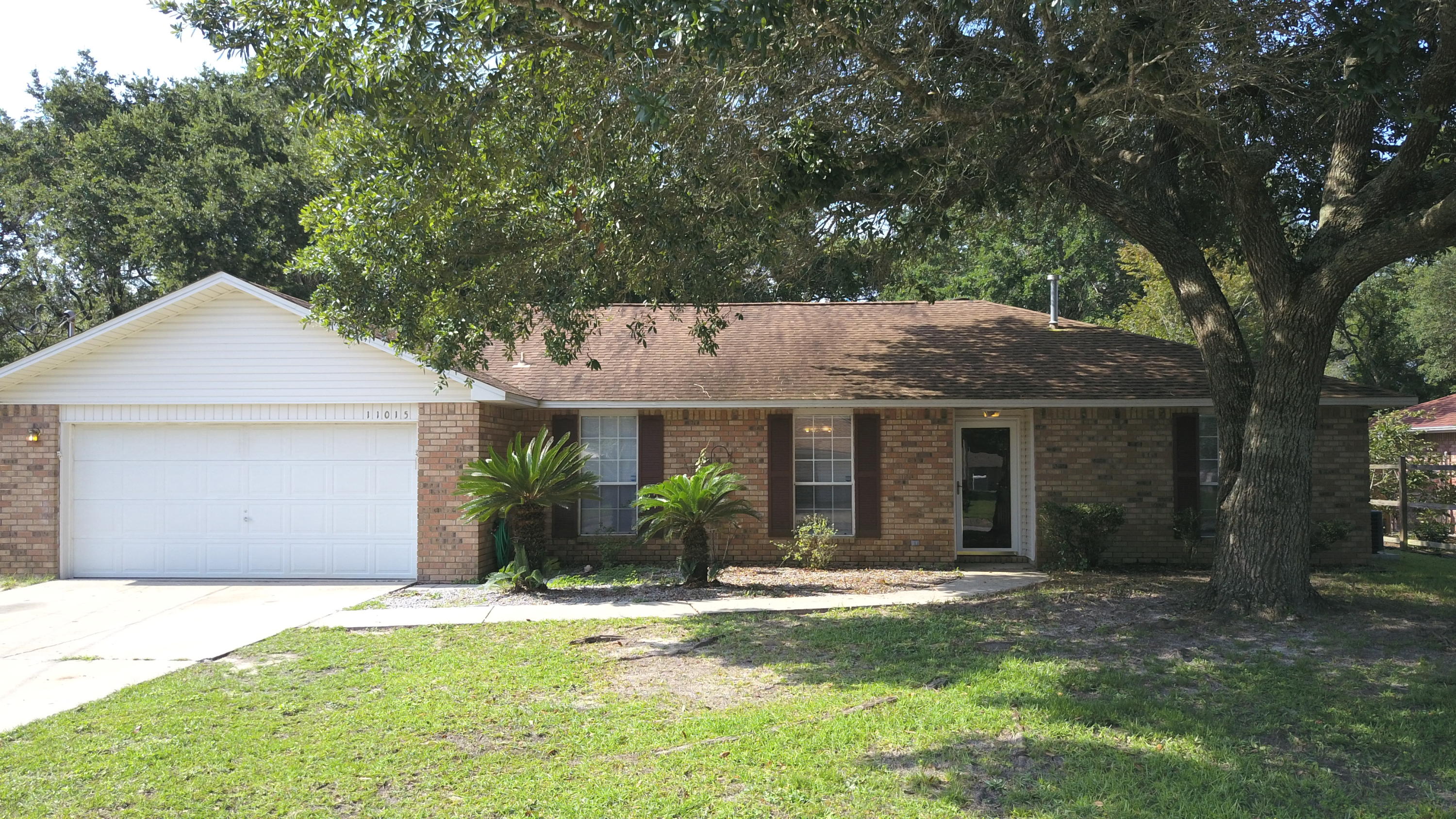 Woodbridge Manor - Residential