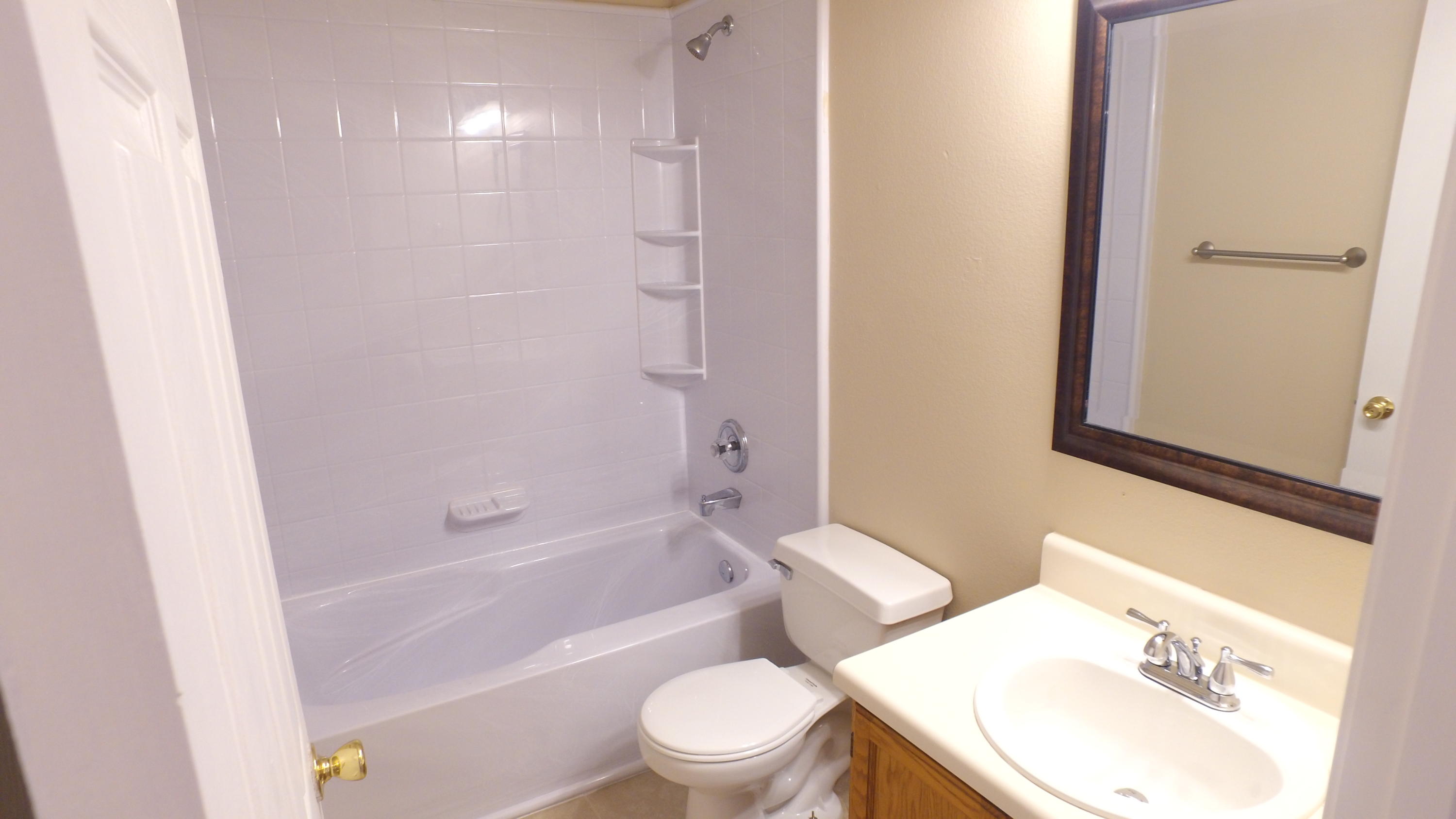 Woodbridge Manor - Residential