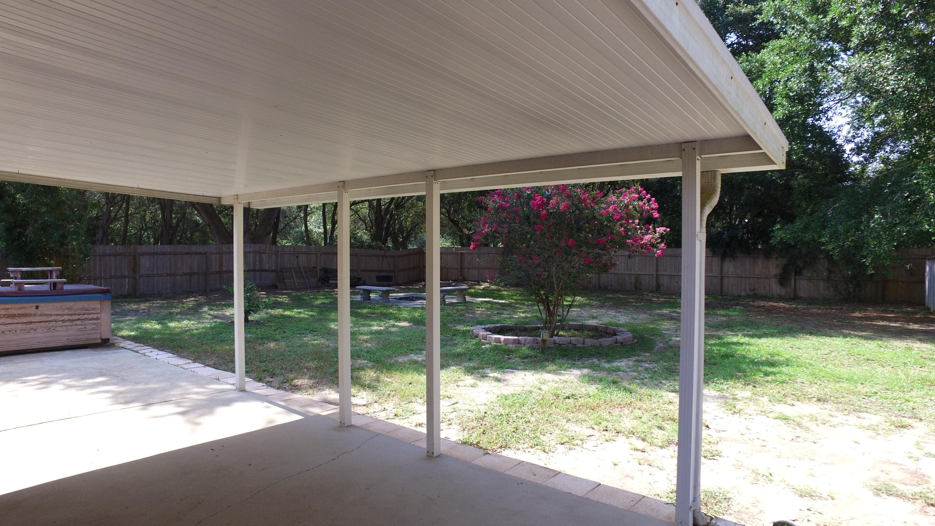 Woodbridge Manor - Residential