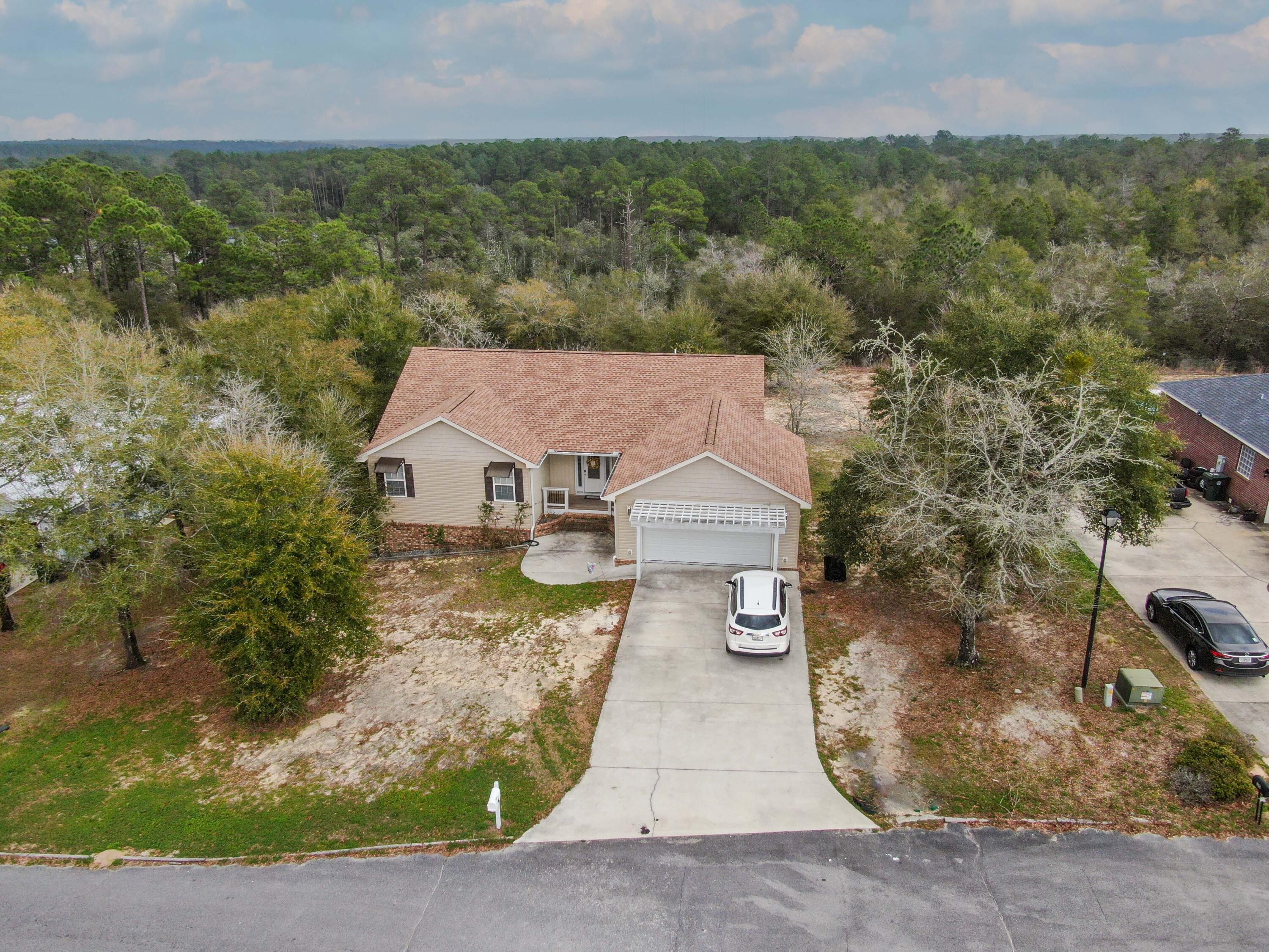 HIDDEN LAKES ESTATES - Residential