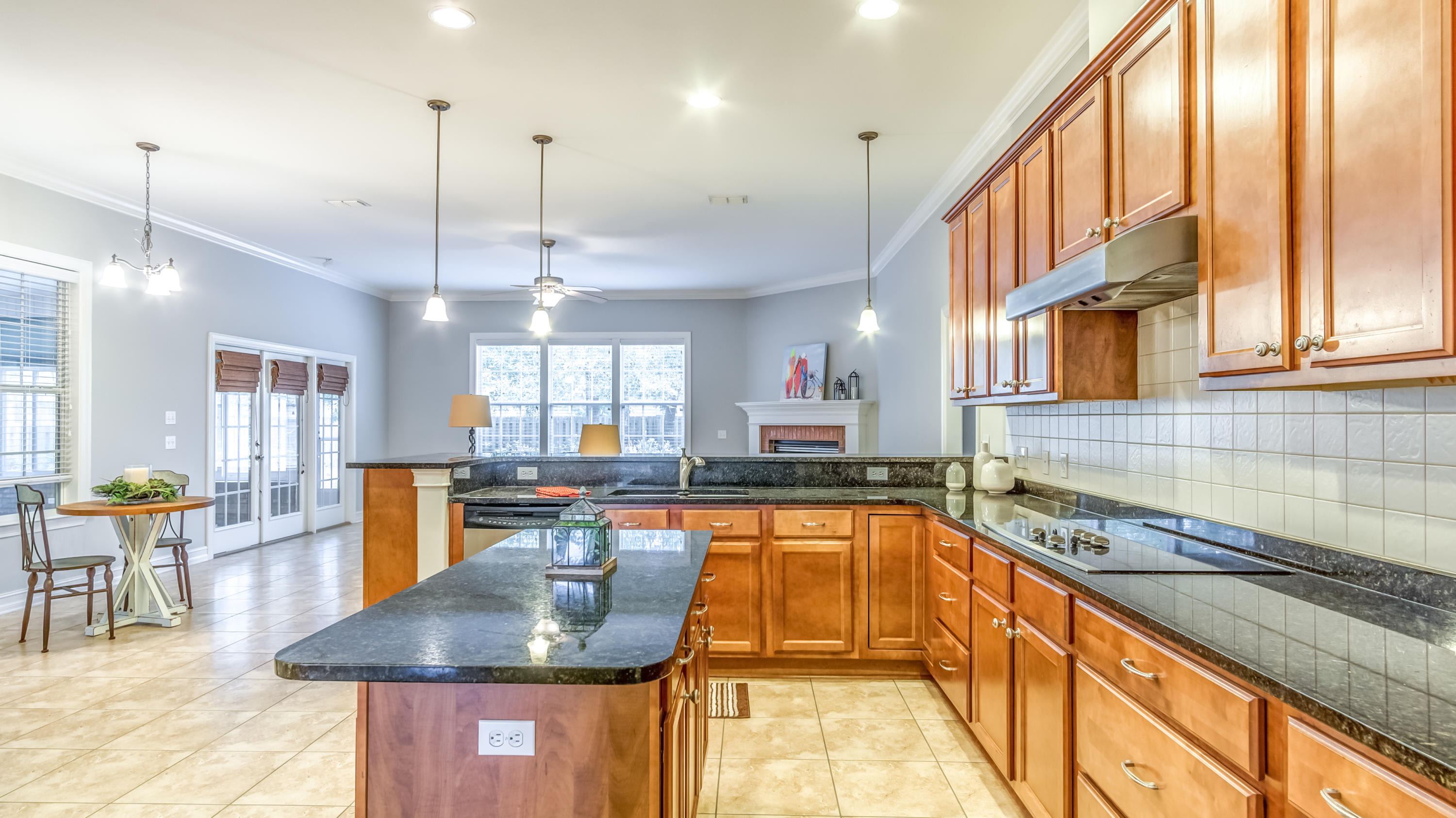 HAMMOCK BAY - Residential