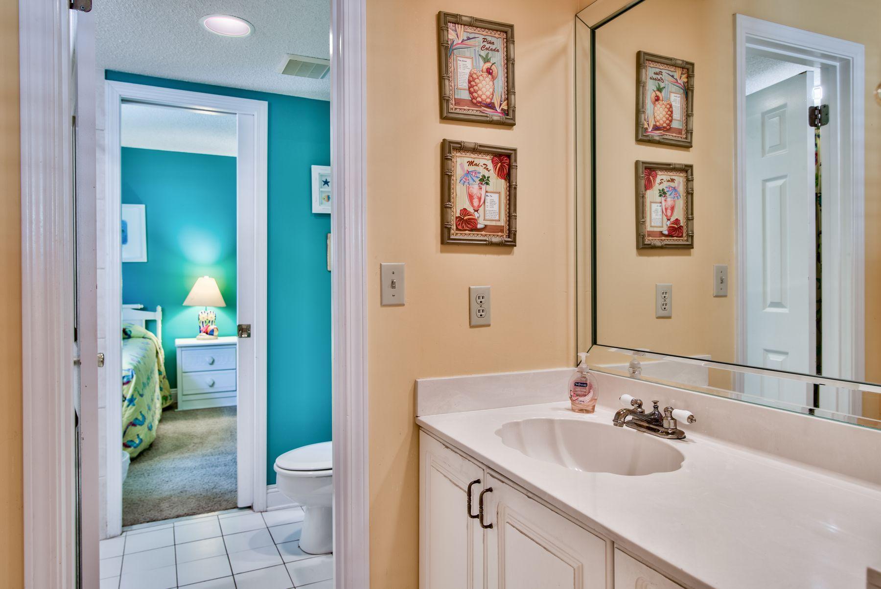 SEASCAPE CONDO FAIRWAYS AT - Residential