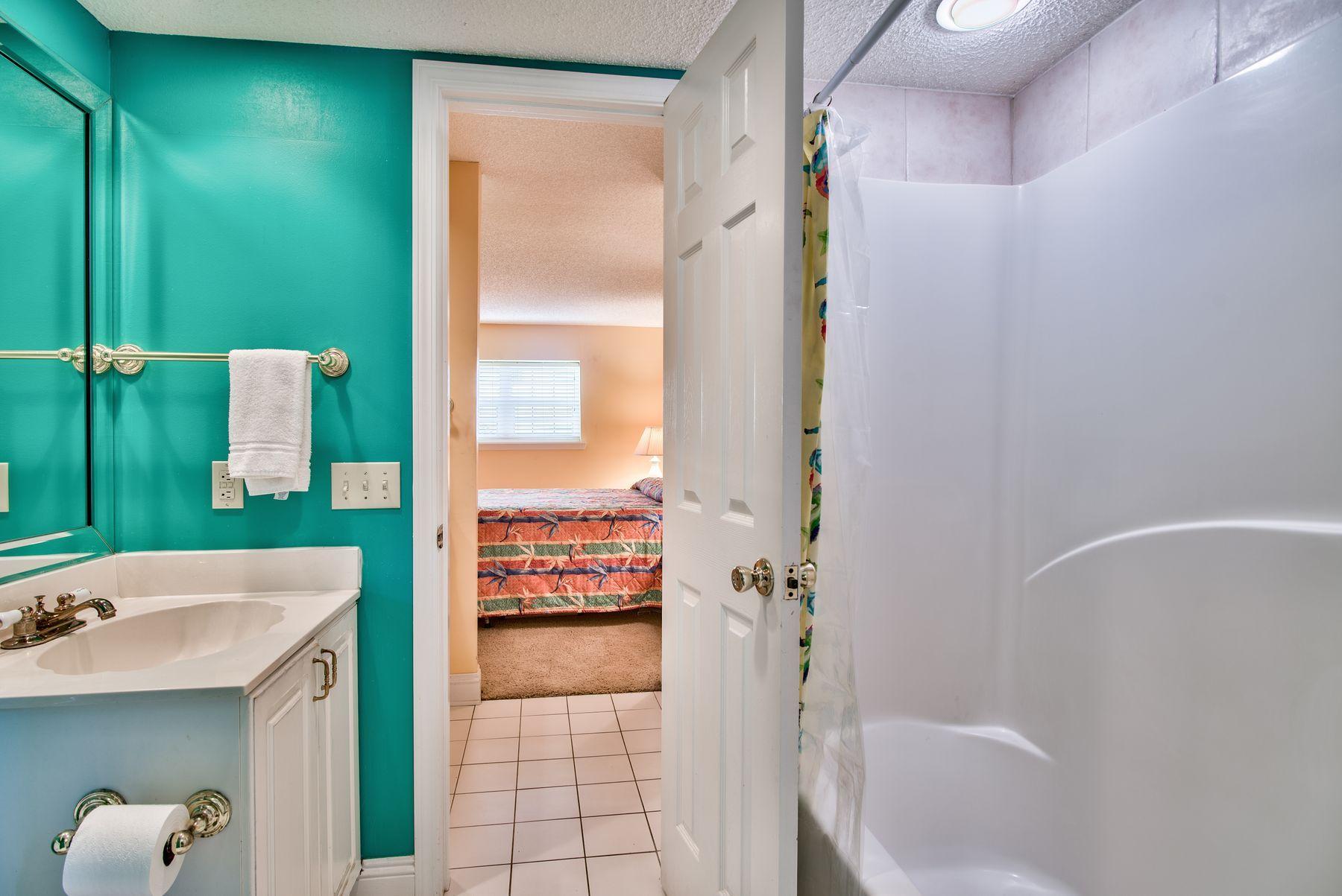 SEASCAPE CONDO FAIRWAYS AT - Residential