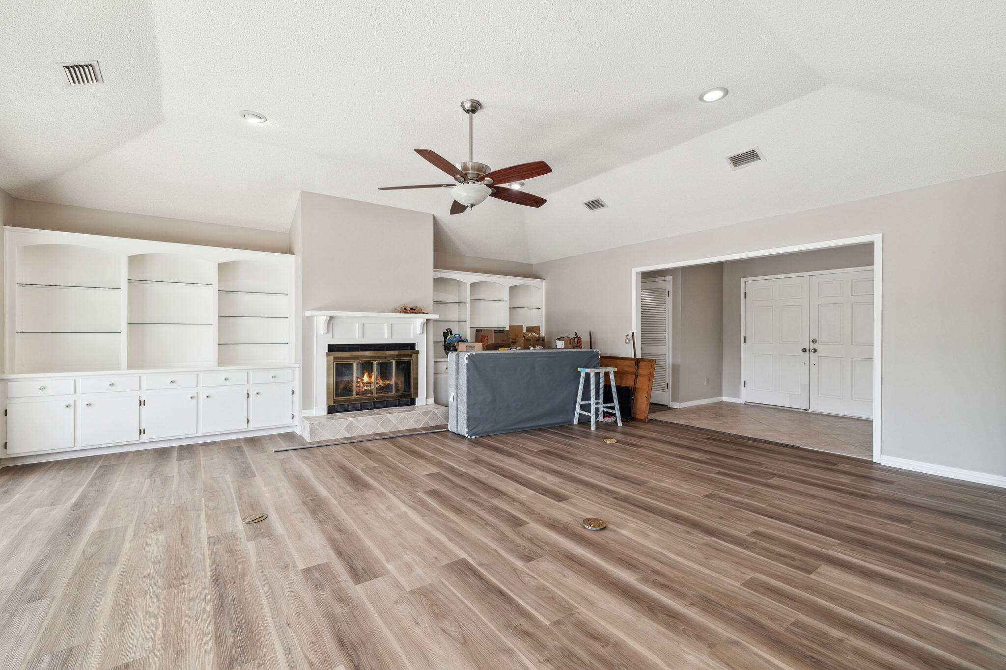 BAY POINT UNIT 1 - Residential