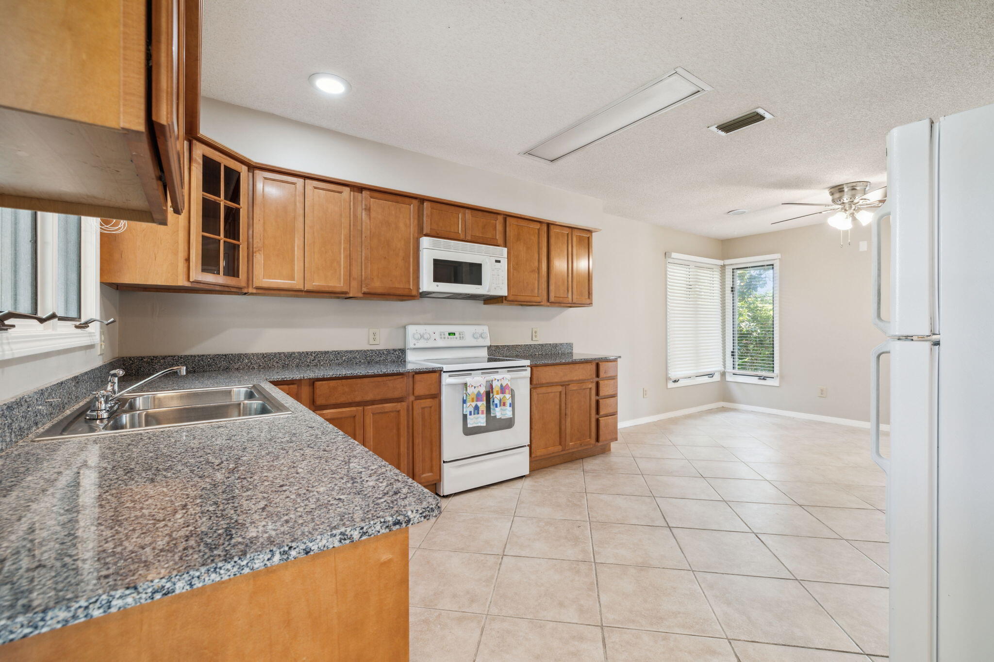 BAY POINT UNIT 1 - Residential