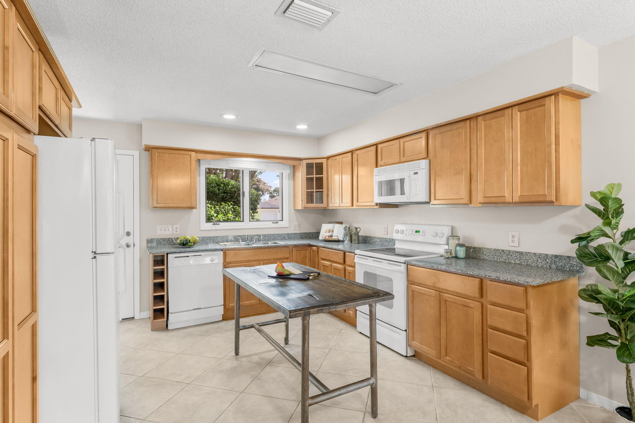 BAY POINT UNIT 1 - Residential