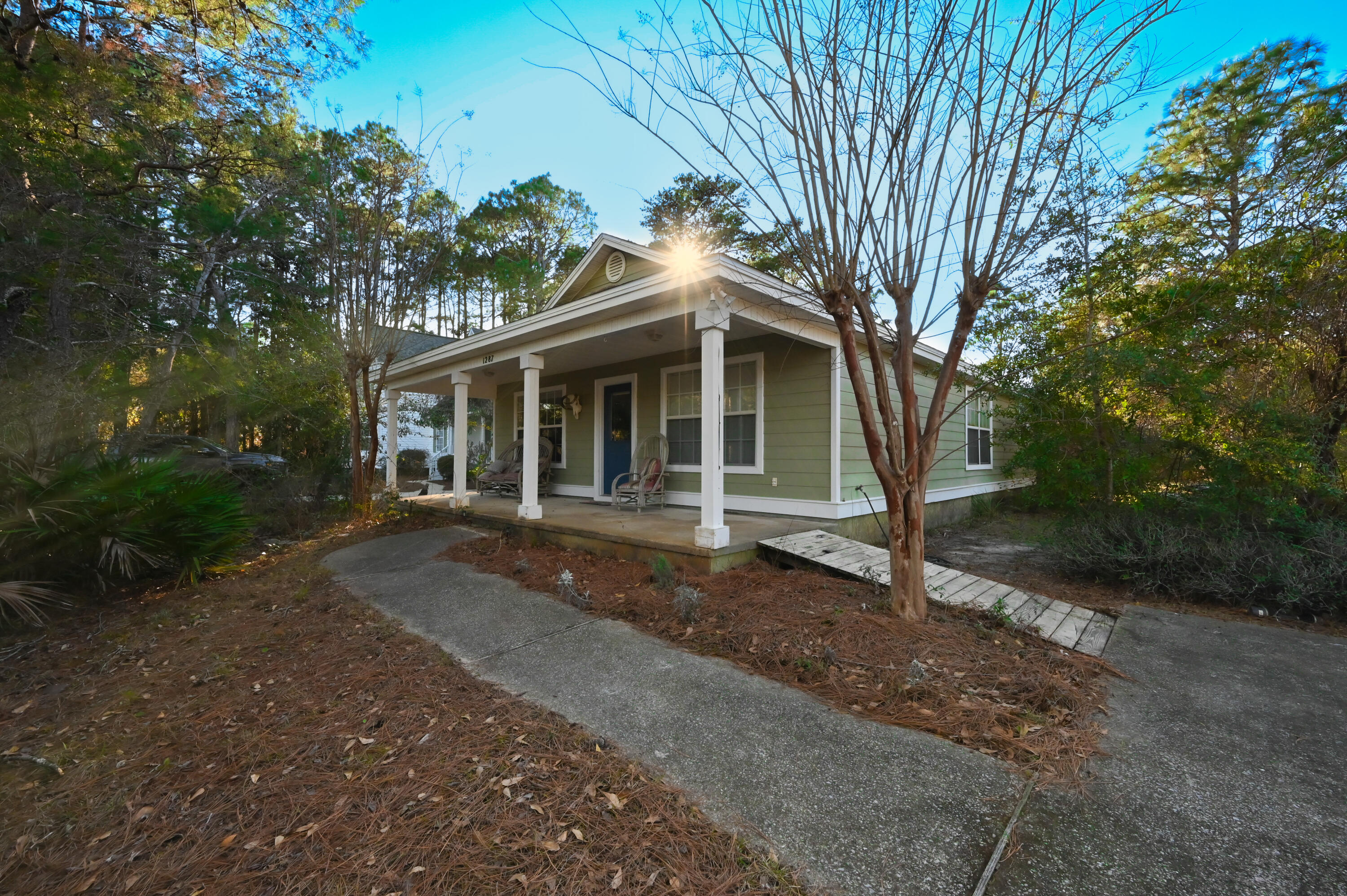 DAUGHETTES AMENDED - Residential