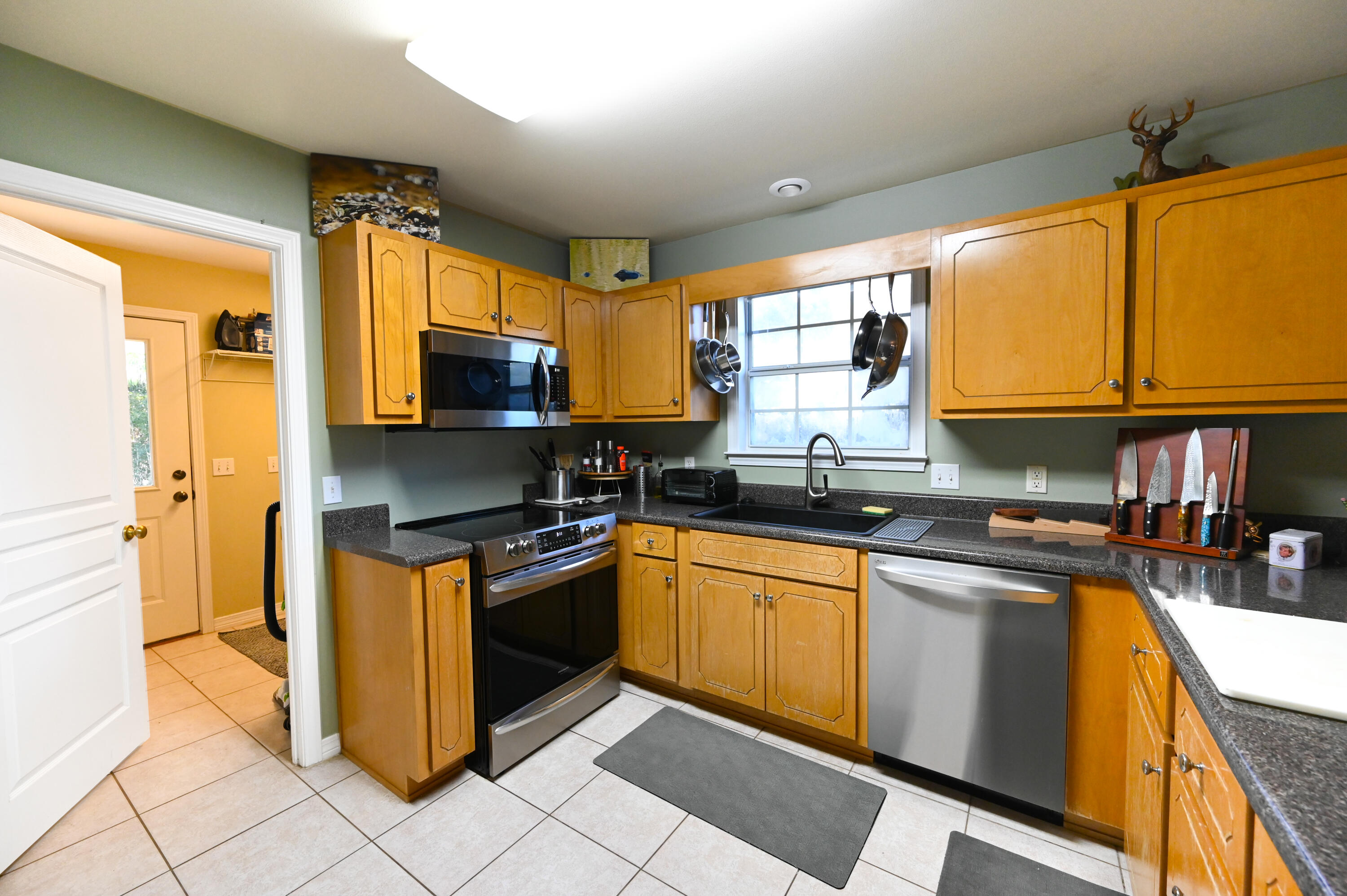 DAUGHETTES AMENDED - Residential