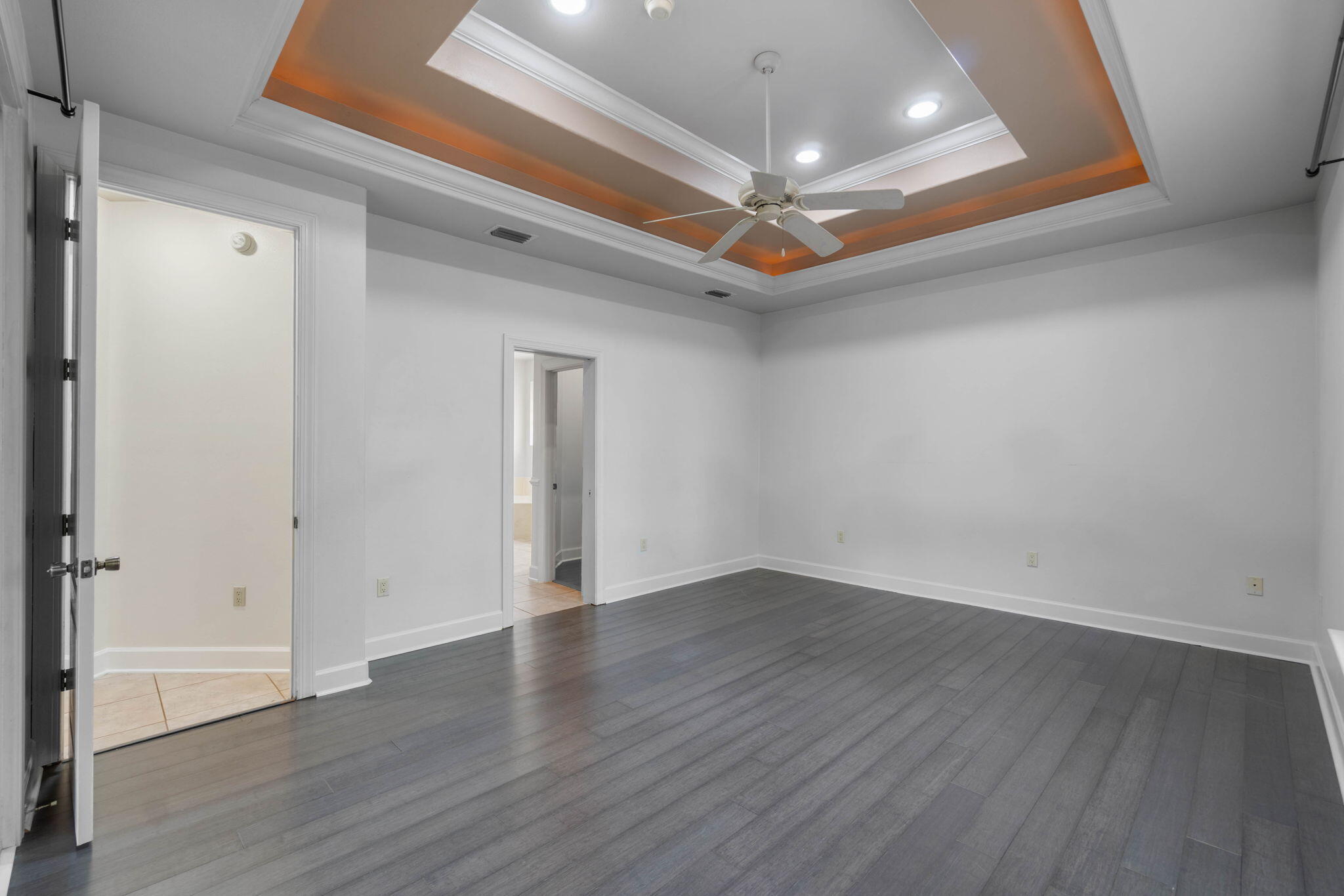 CHARDONNAY ESTATES - Residential