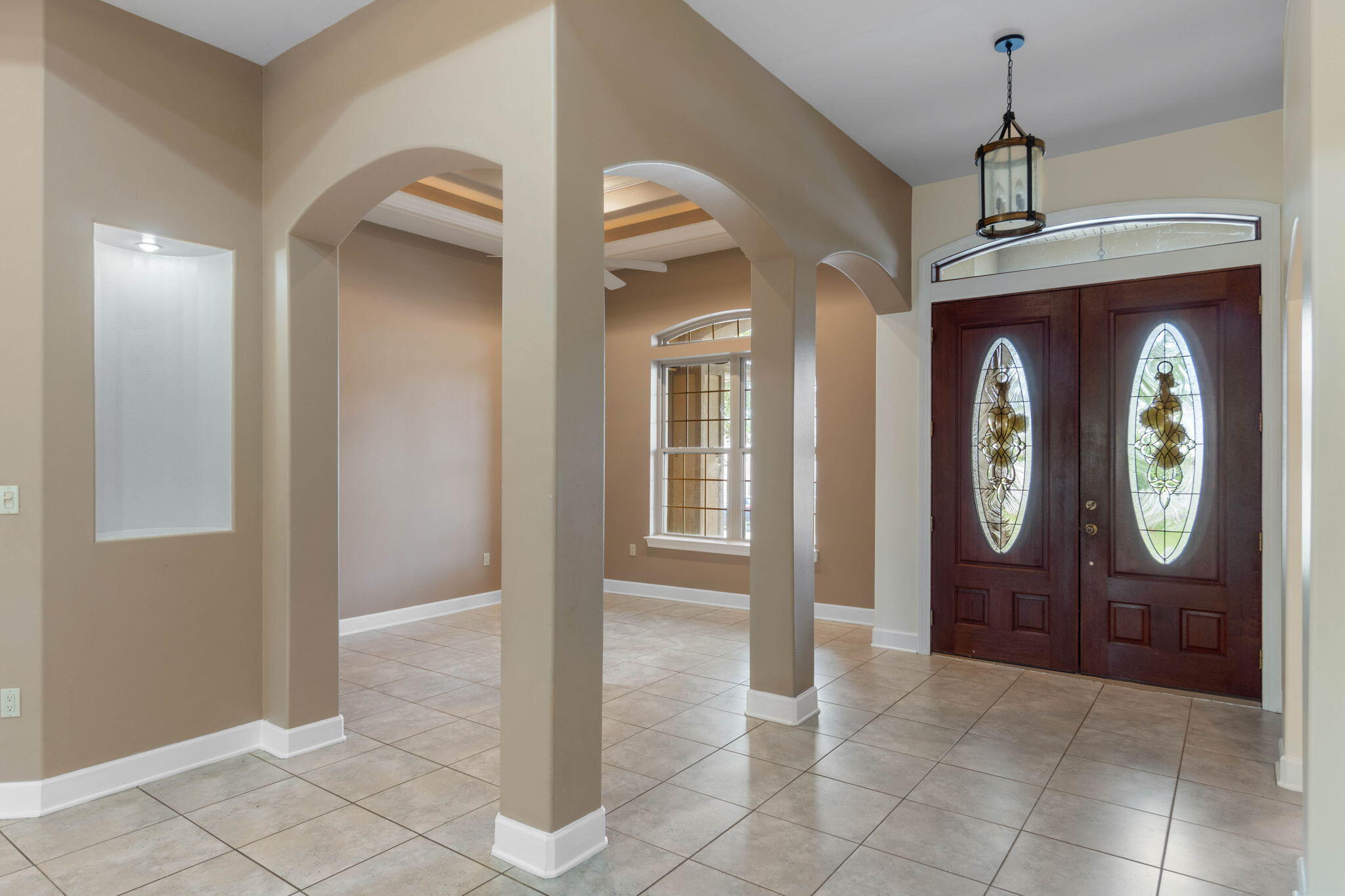 CHARDONNAY ESTATES - Residential
