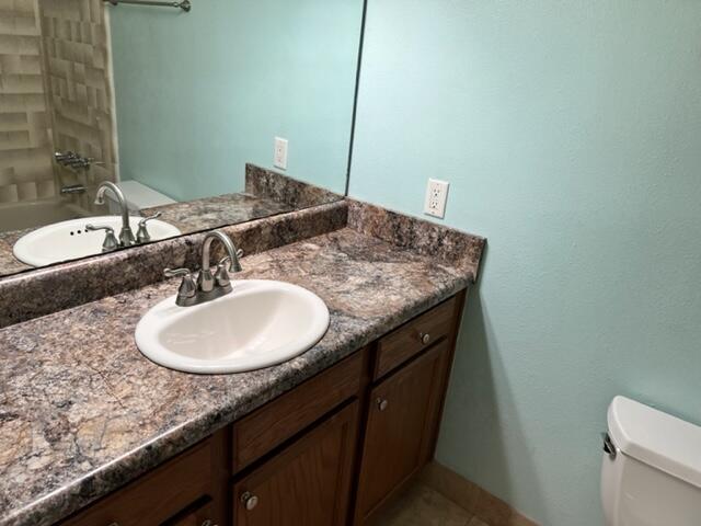 CANDLEWOOD VILLAGE - Residential Lease