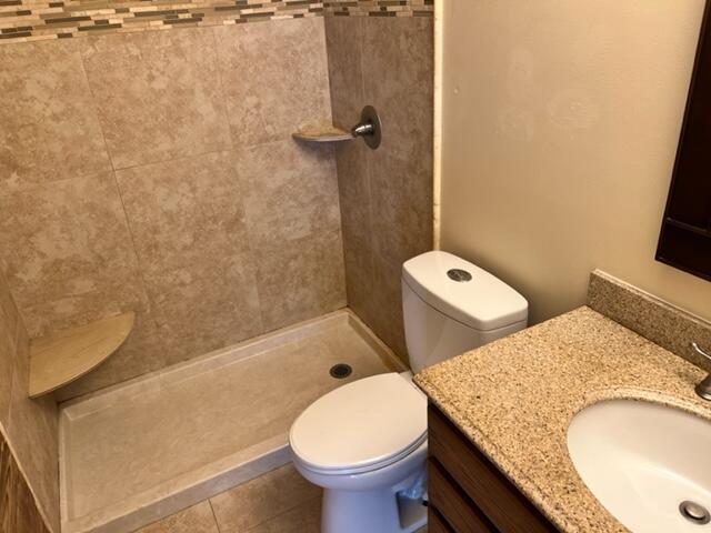 CANDLEWOOD VILLAGE - Residential Lease