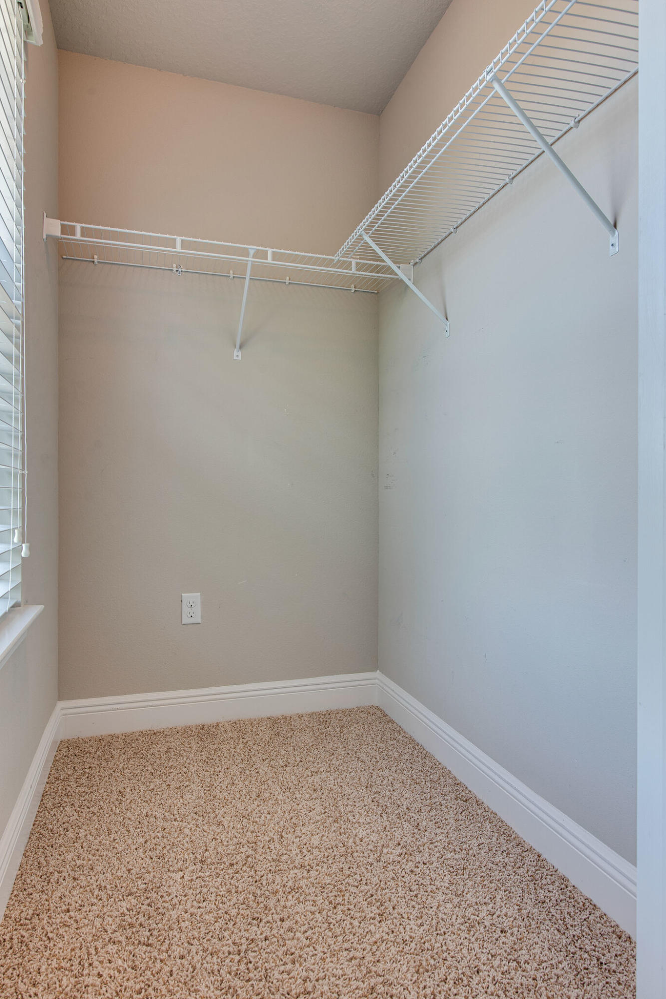 WATERFORD SOUND - Residential