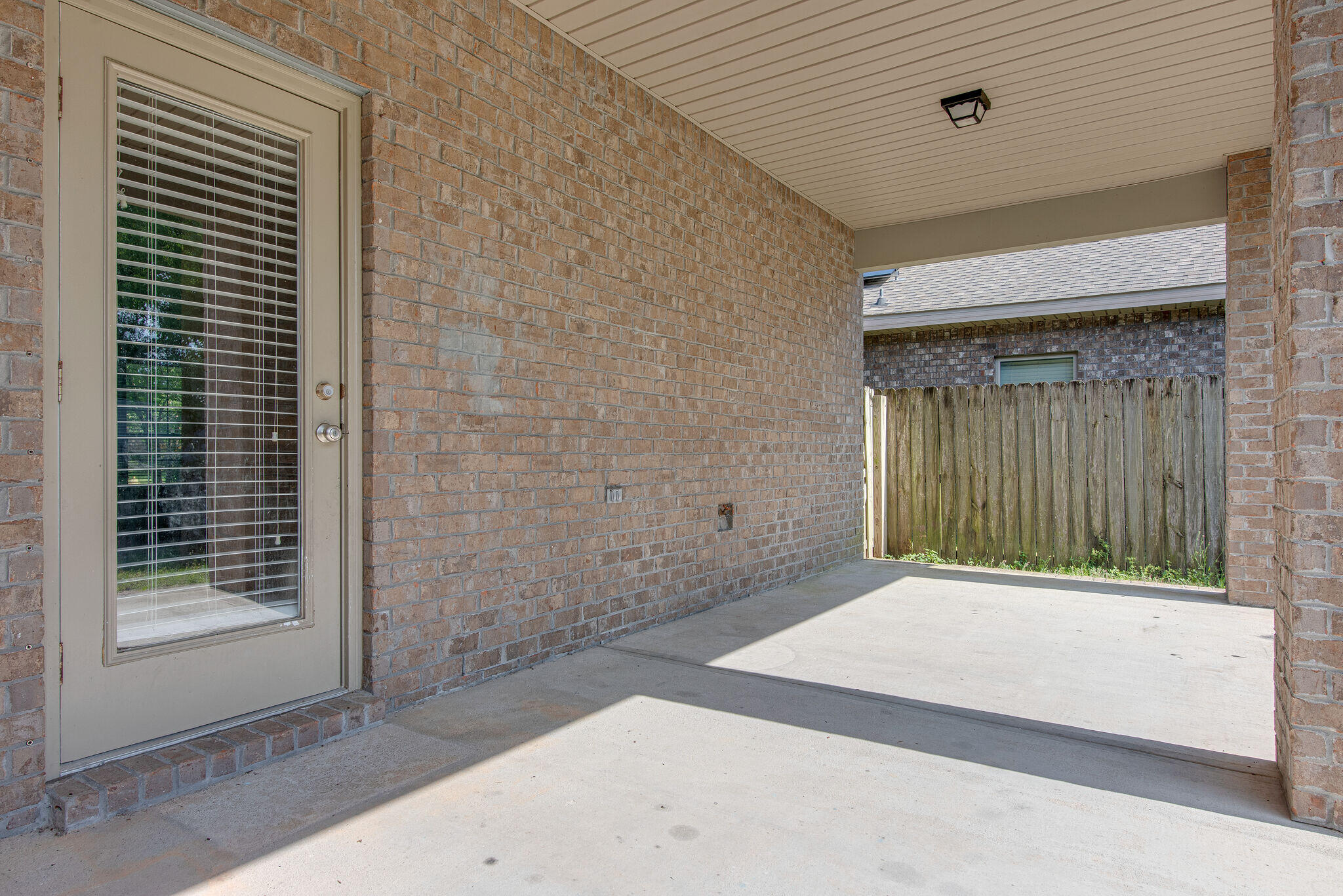 WATERFORD SOUND - Residential