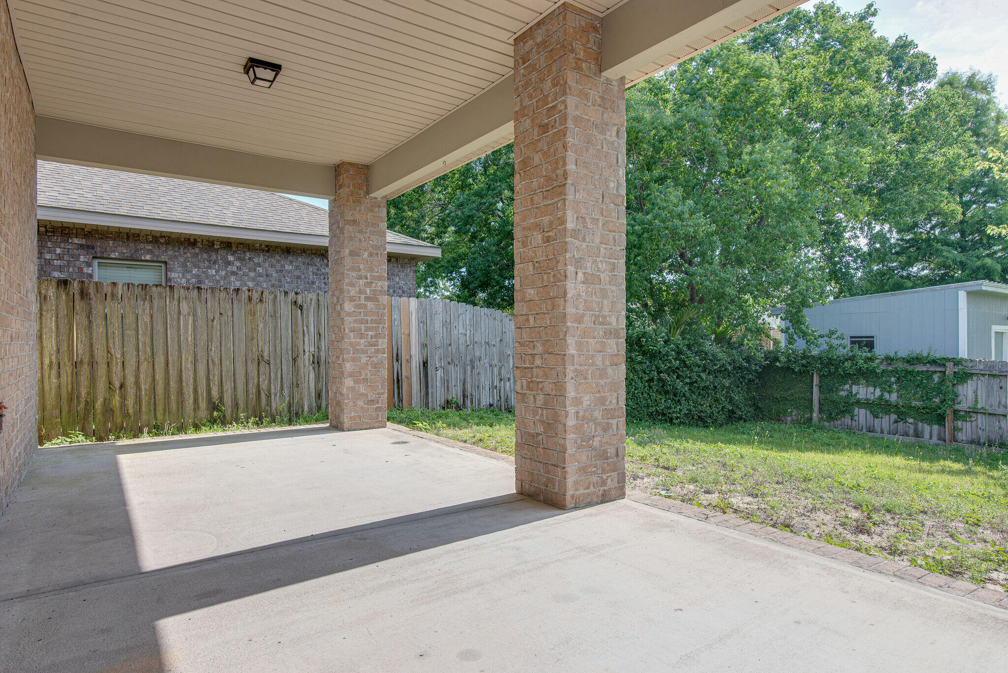 WATERFORD SOUND - Residential