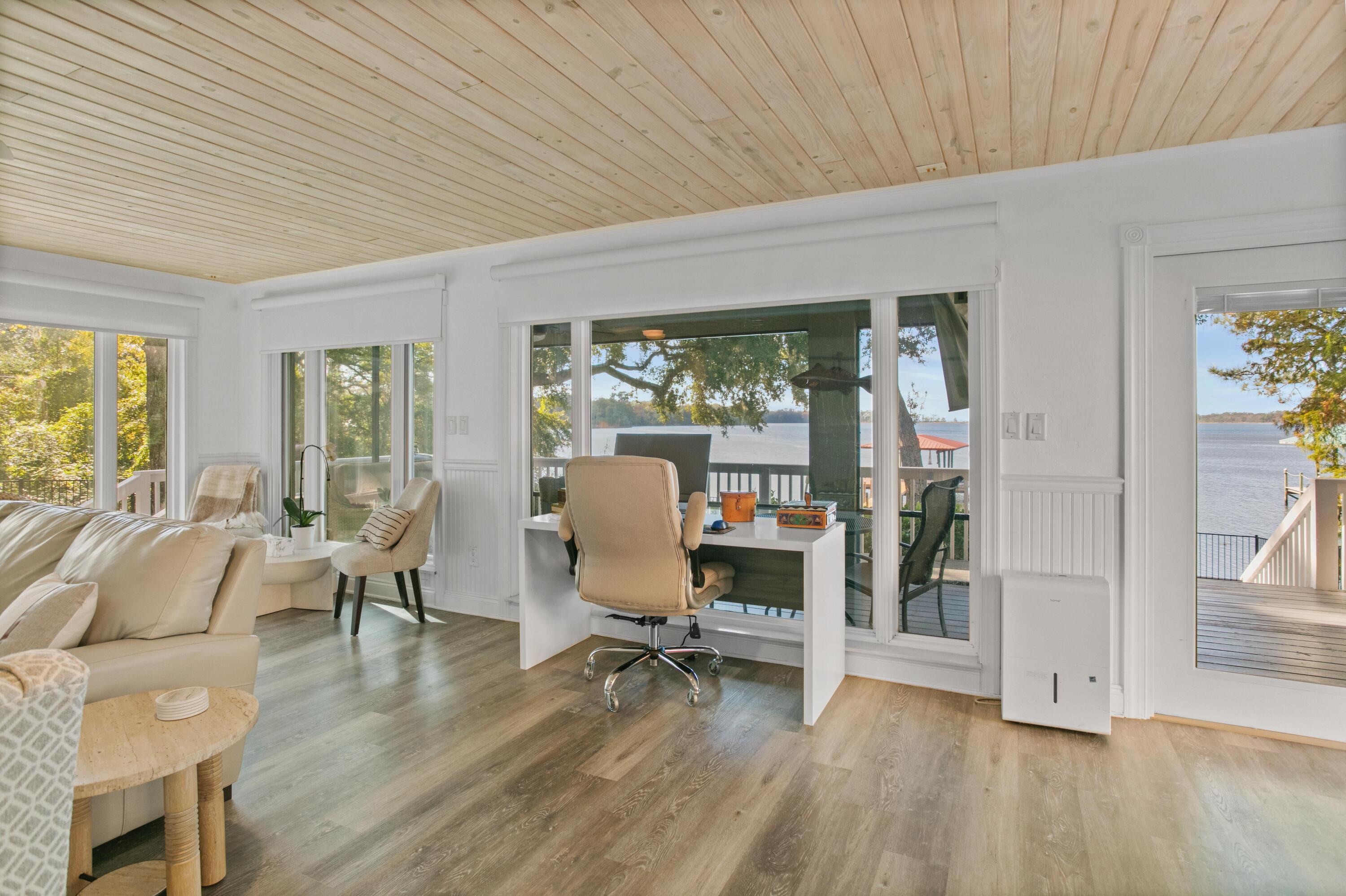 WATERVIEW COVE - Residential