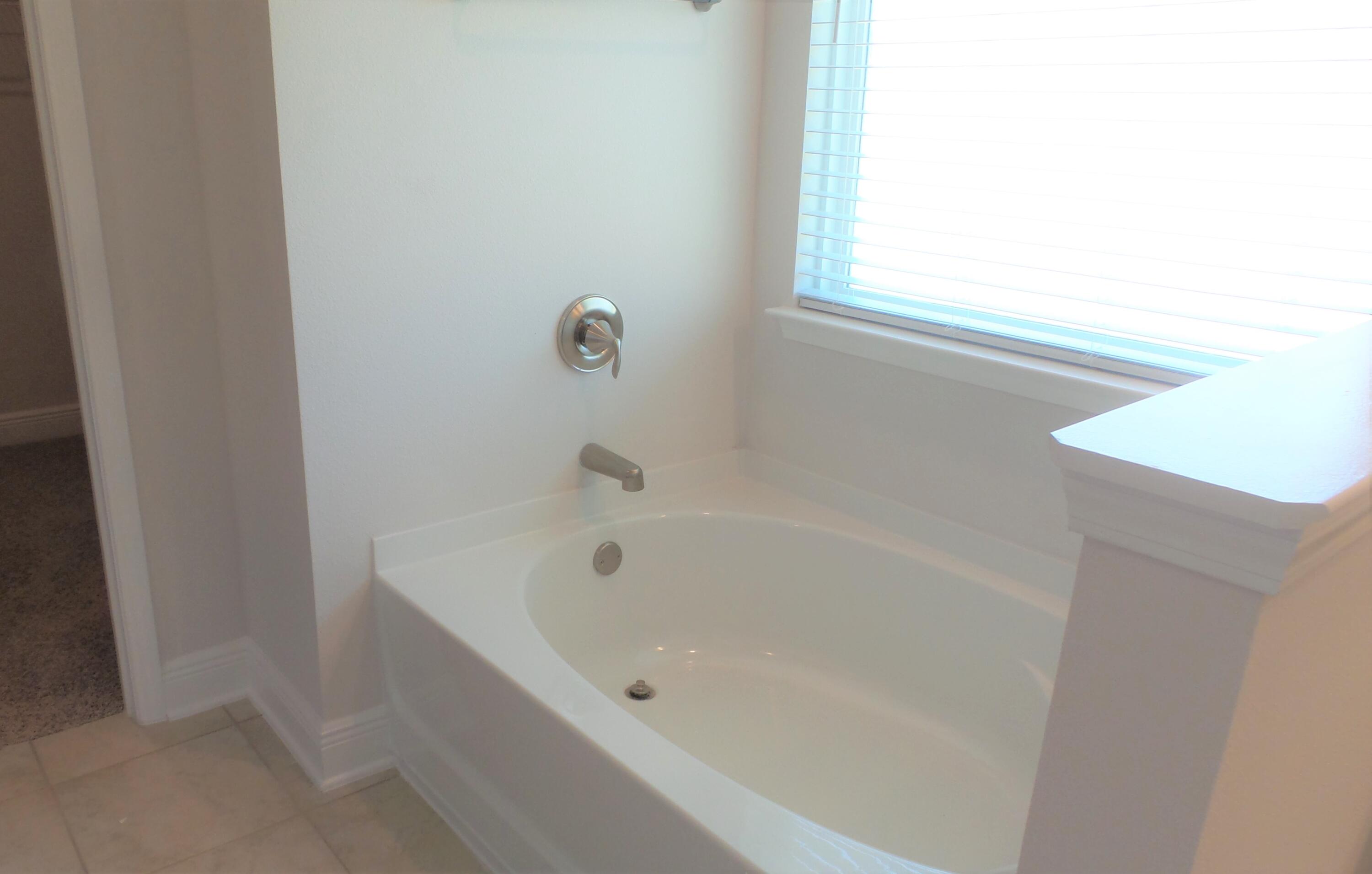 HILLWOOD ESTATES - Residential