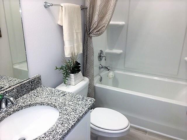 HILLWOOD ESTATES - Residential