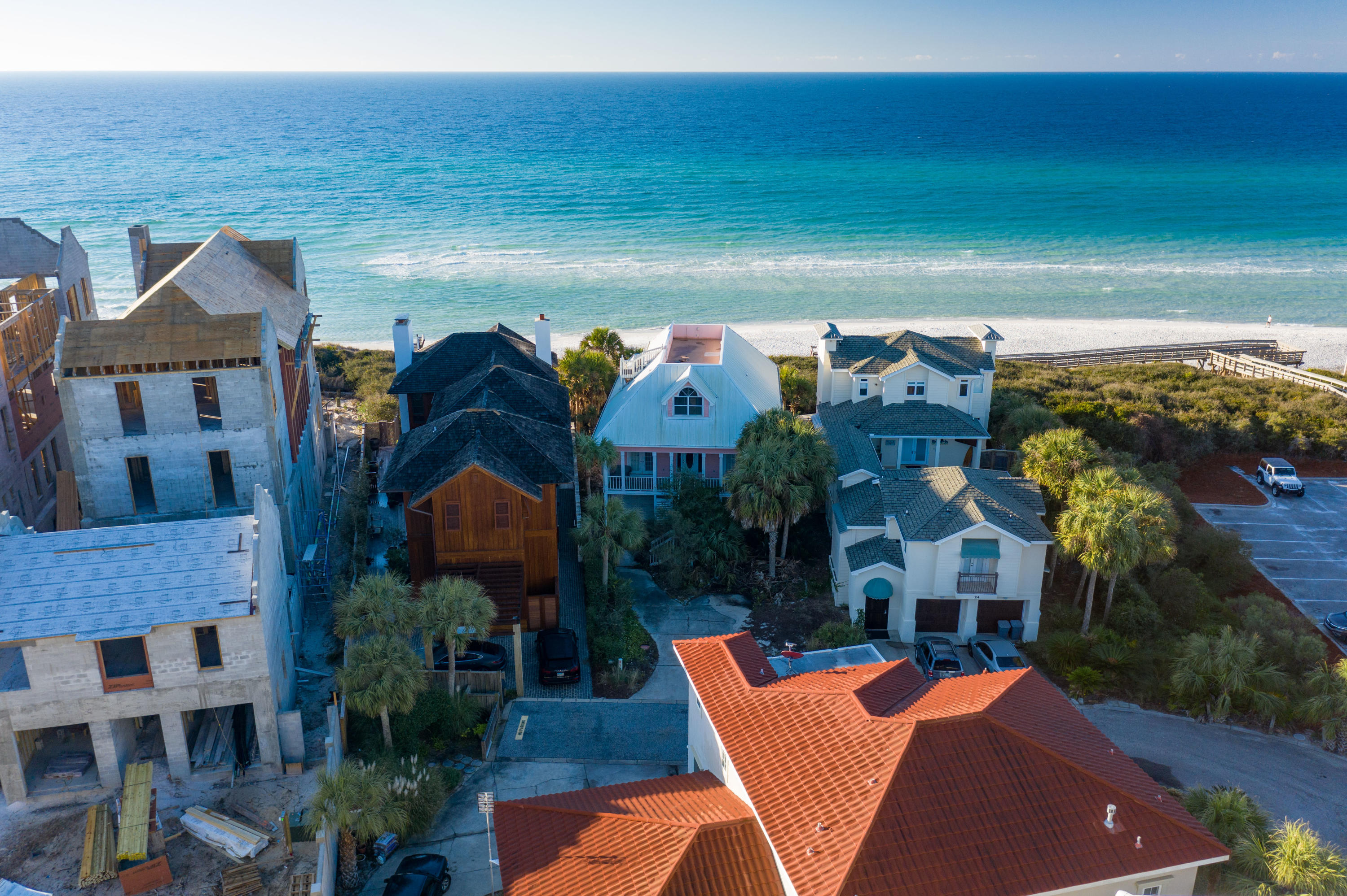 Great rehab/building site opportunity in Seagrove Beach. This highly sought after location is one of the best opportunities on 30A with an exceptional layout to conclude a fabulous finished product with 55 feet of linear beach frontage, underground utilities and plenty of parking.