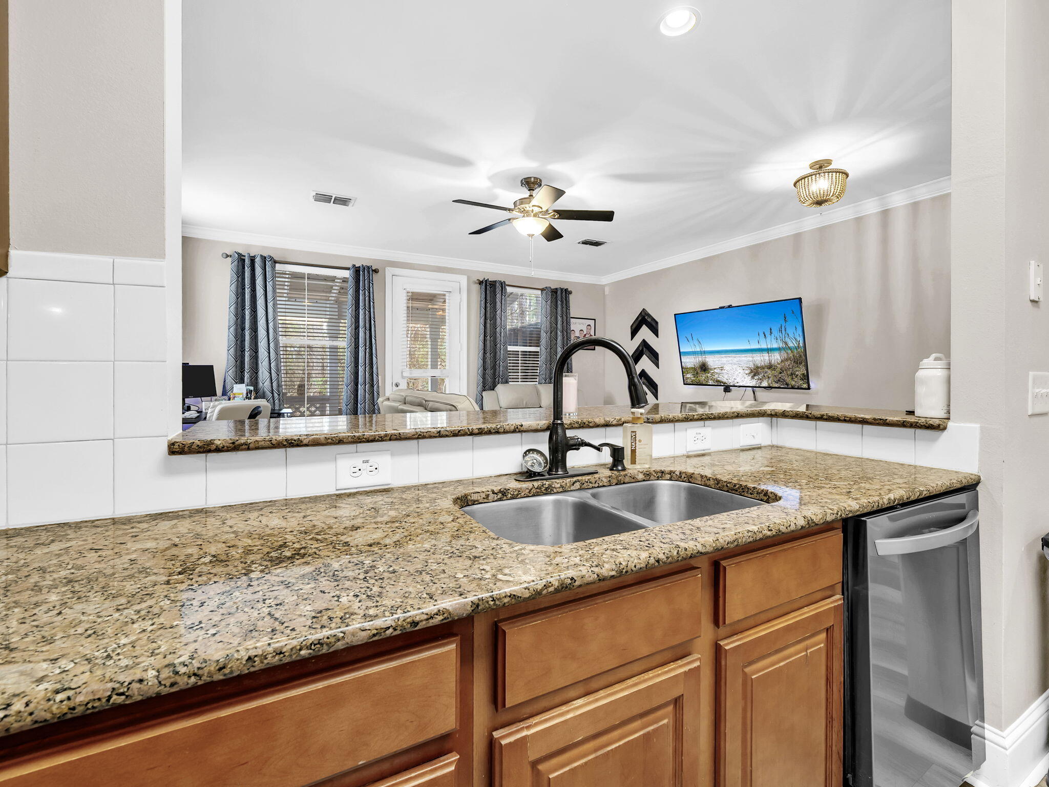 EAGLE BAY - Residential