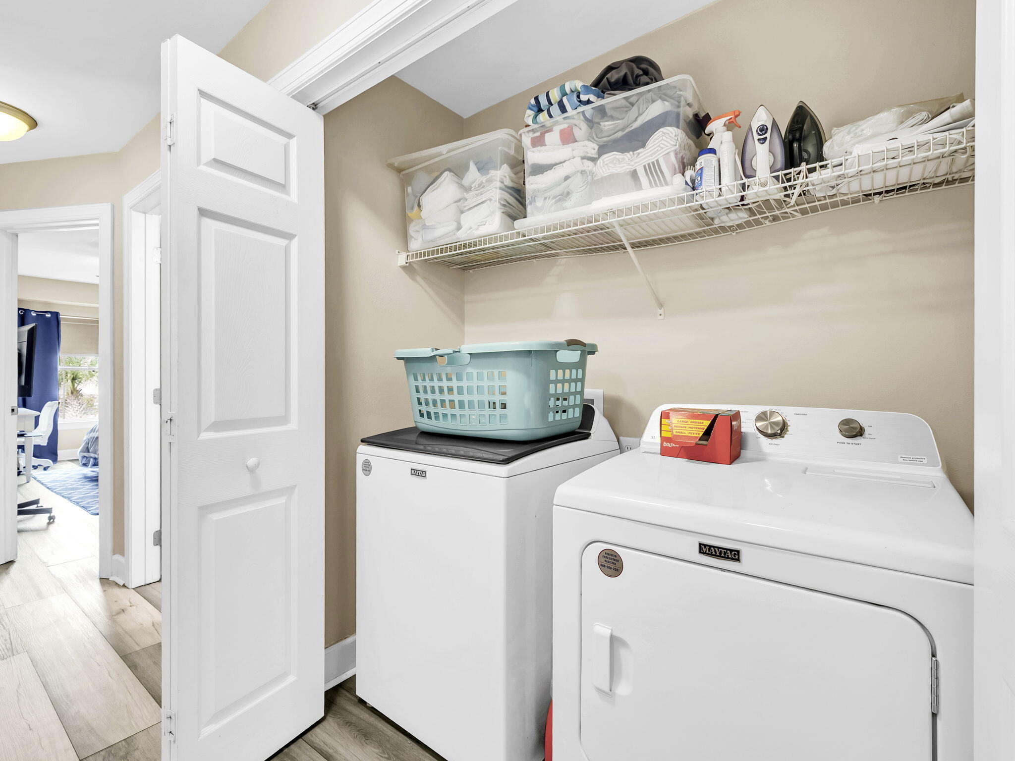 EAGLE BAY - Residential