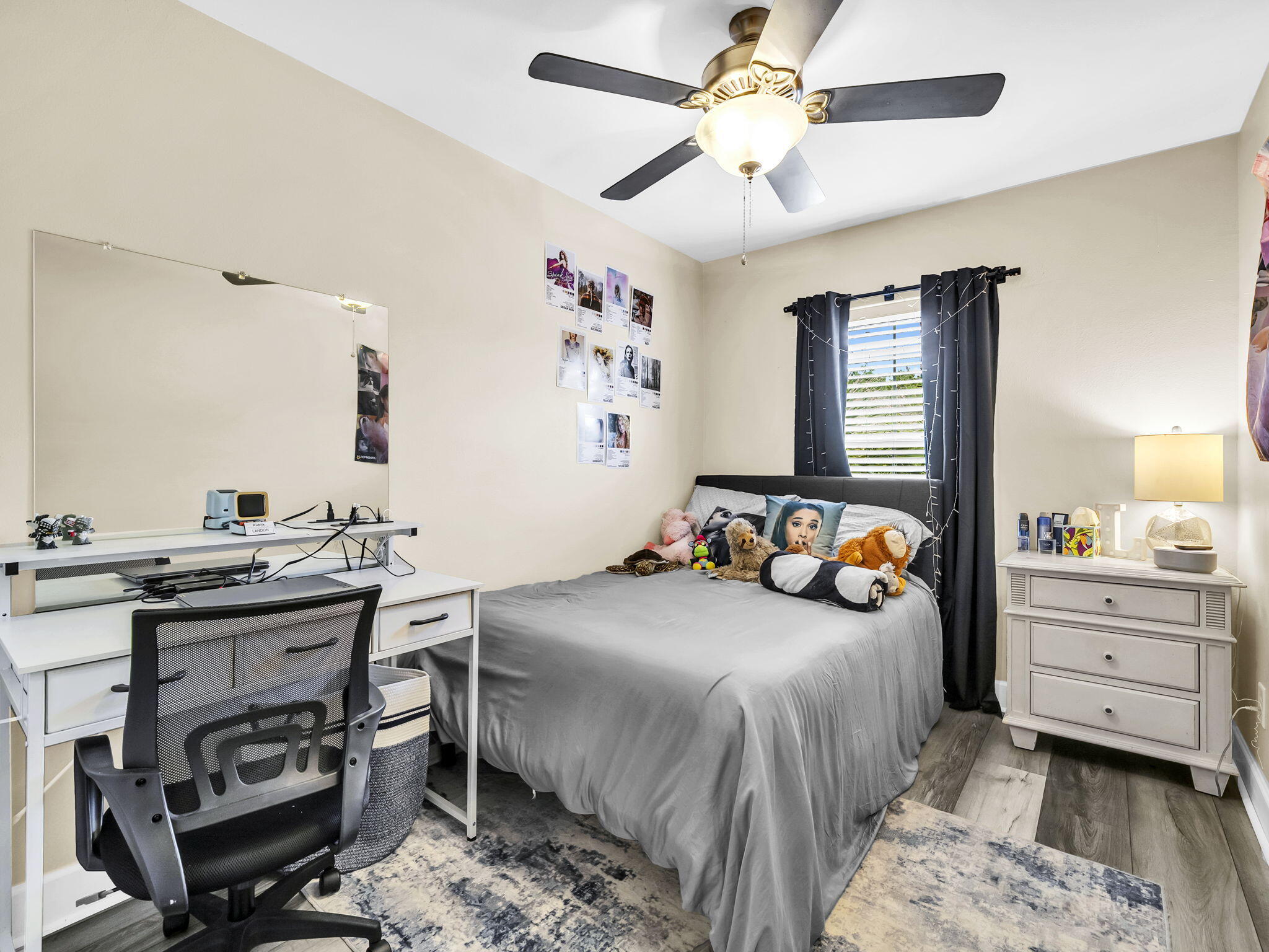 EAGLE BAY - Residential