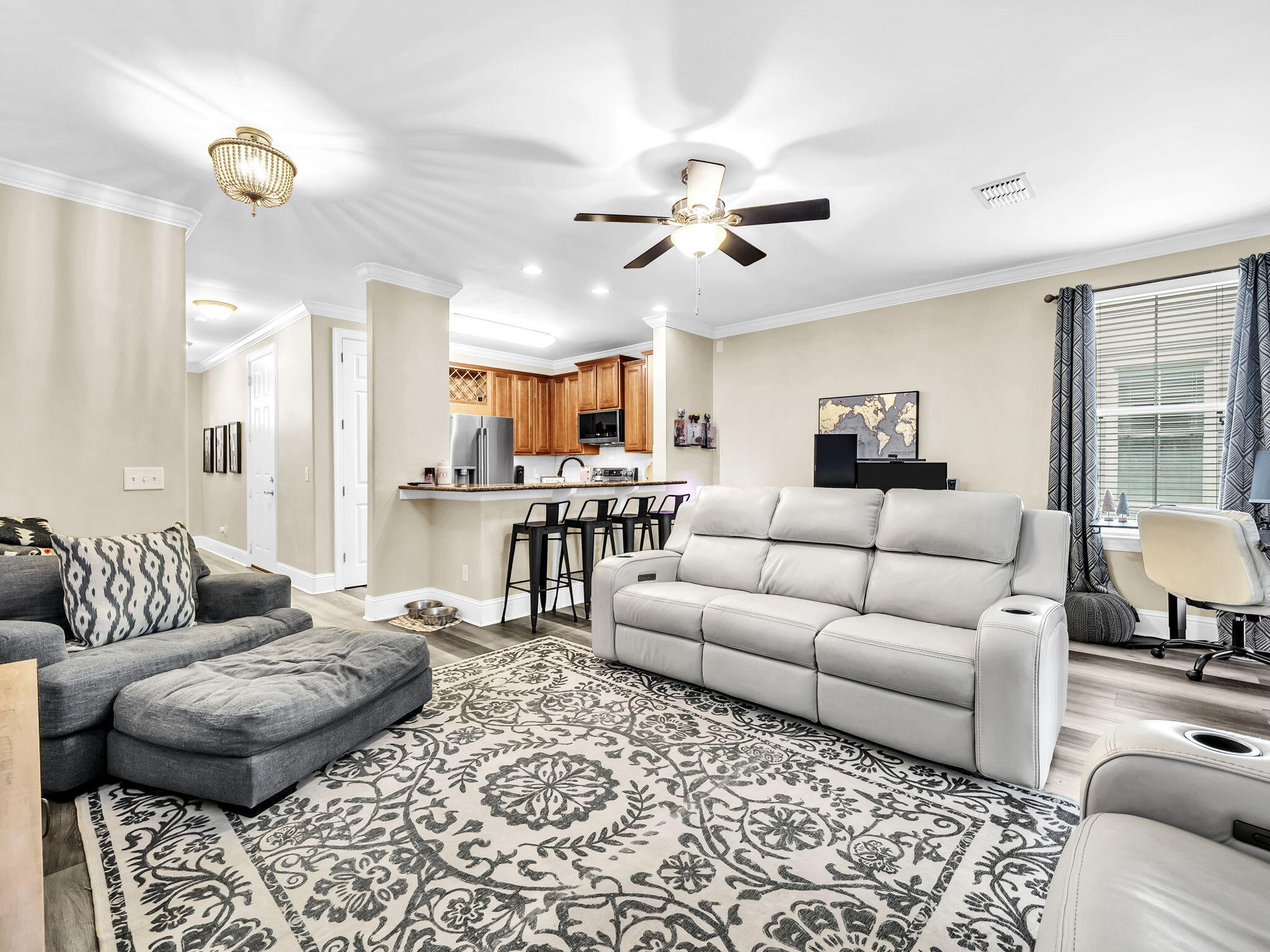 EAGLE BAY - Residential