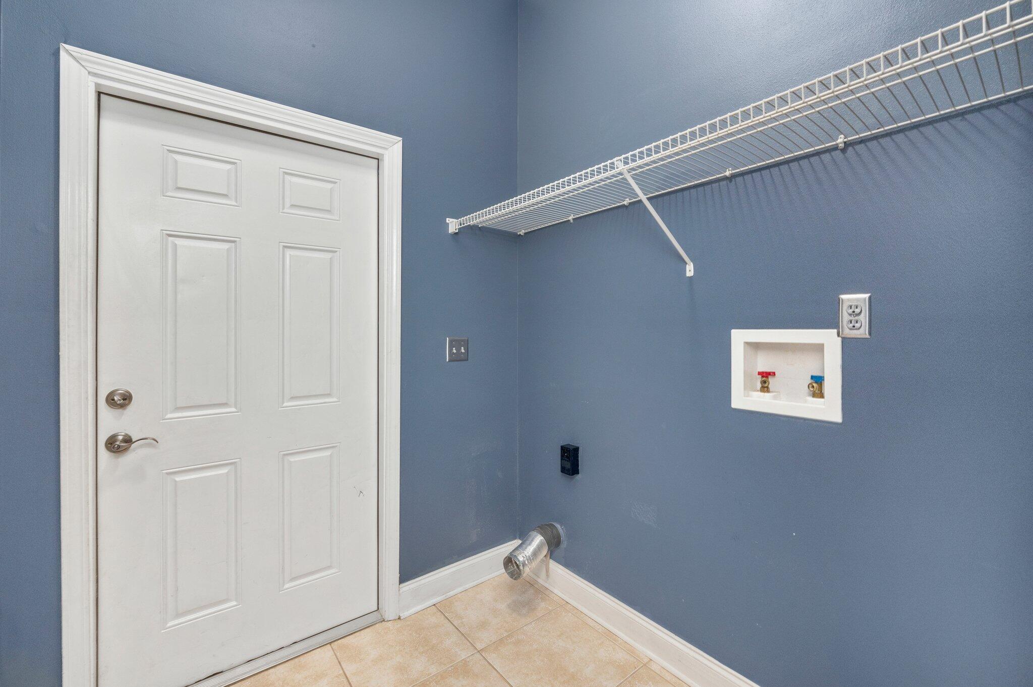 TRAILWOOD ESTATES - Residential Lease