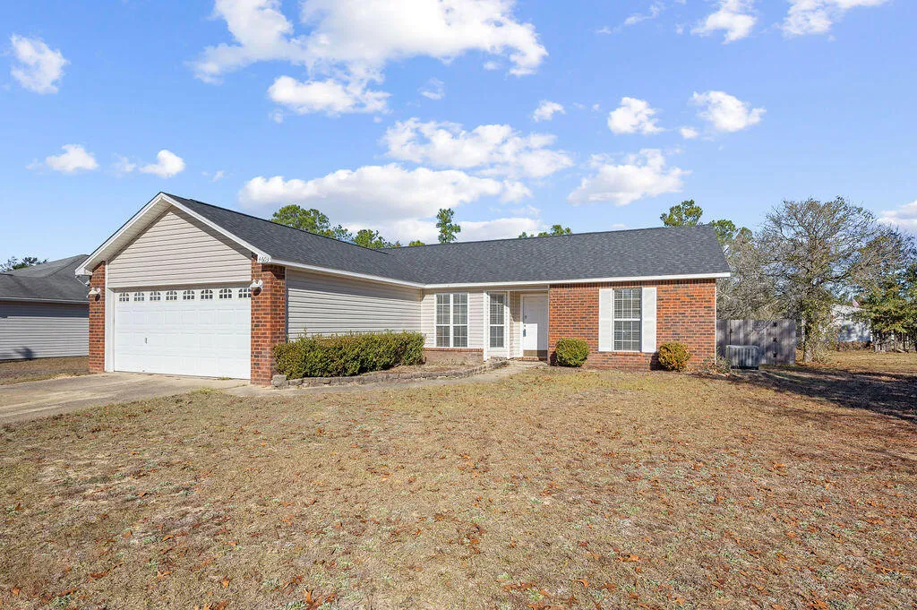 Crestview, Florida 32539, United States, 3 Bedrooms Bedrooms, ,2 BathroomsBathrooms,Residential,Pending,17401