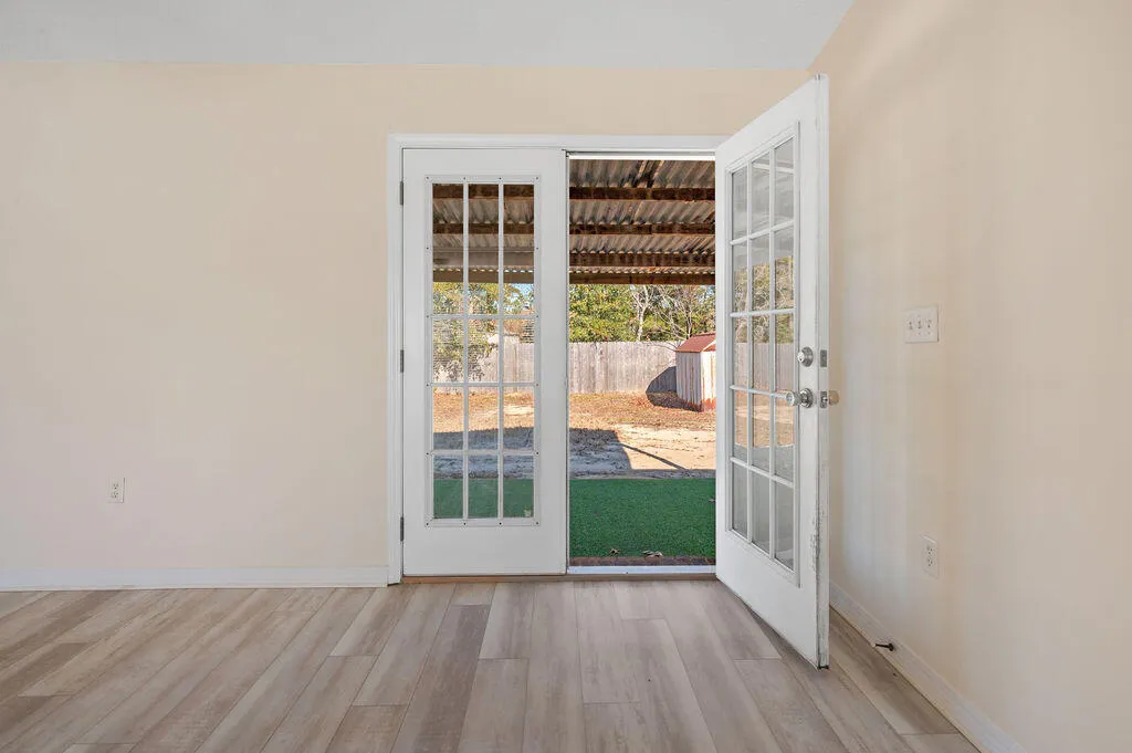 Crestview, Florida 32539, United States, 3 Bedrooms Bedrooms, ,2 BathroomsBathrooms,Residential,Pending,17401