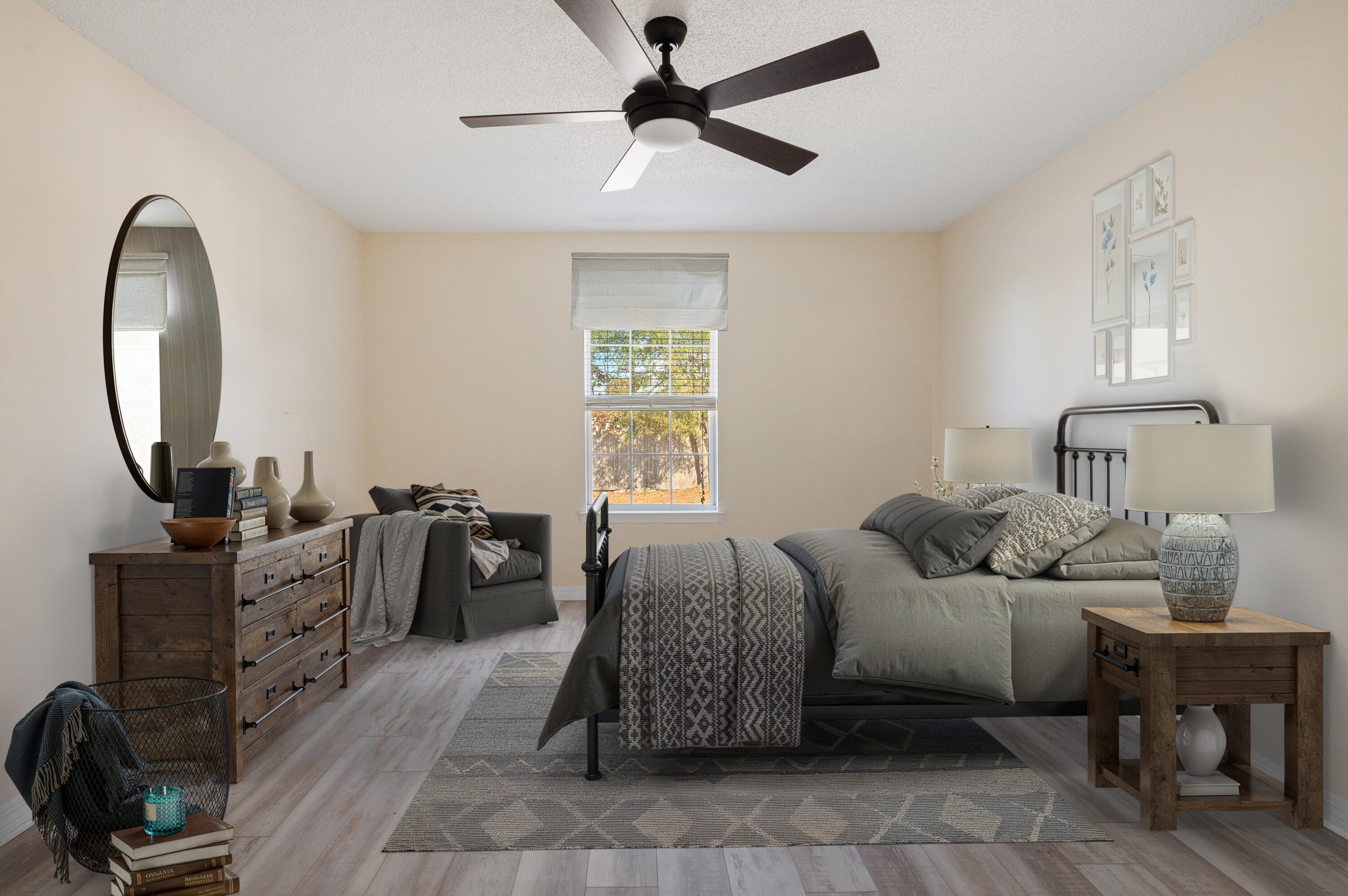 THE PINES - Residential