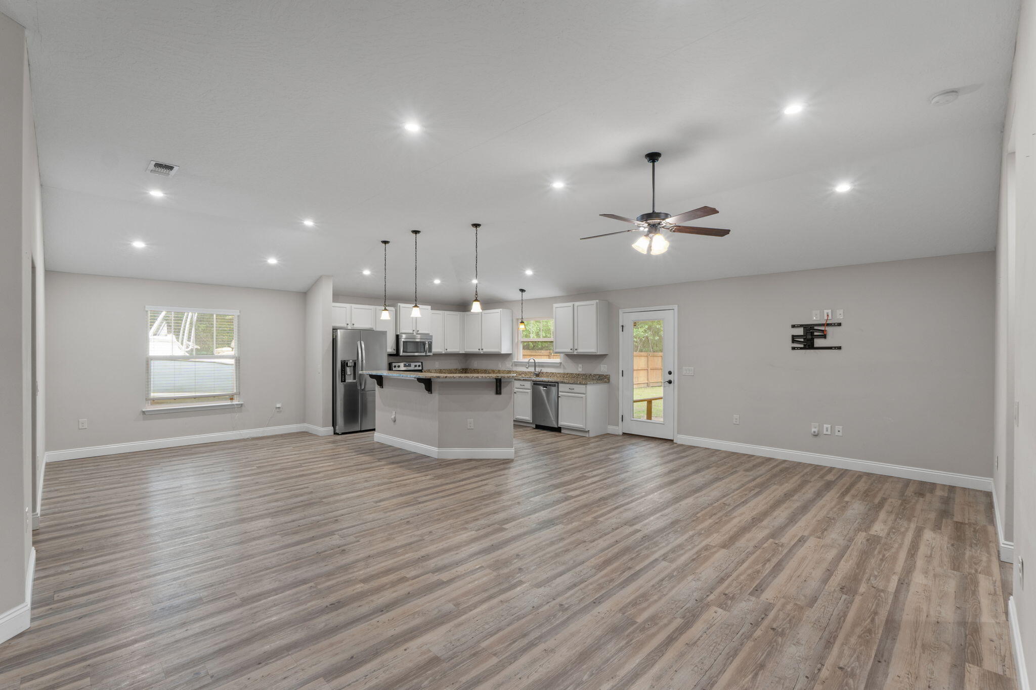 NAVARRE S/D 2ND ADDN - Residential