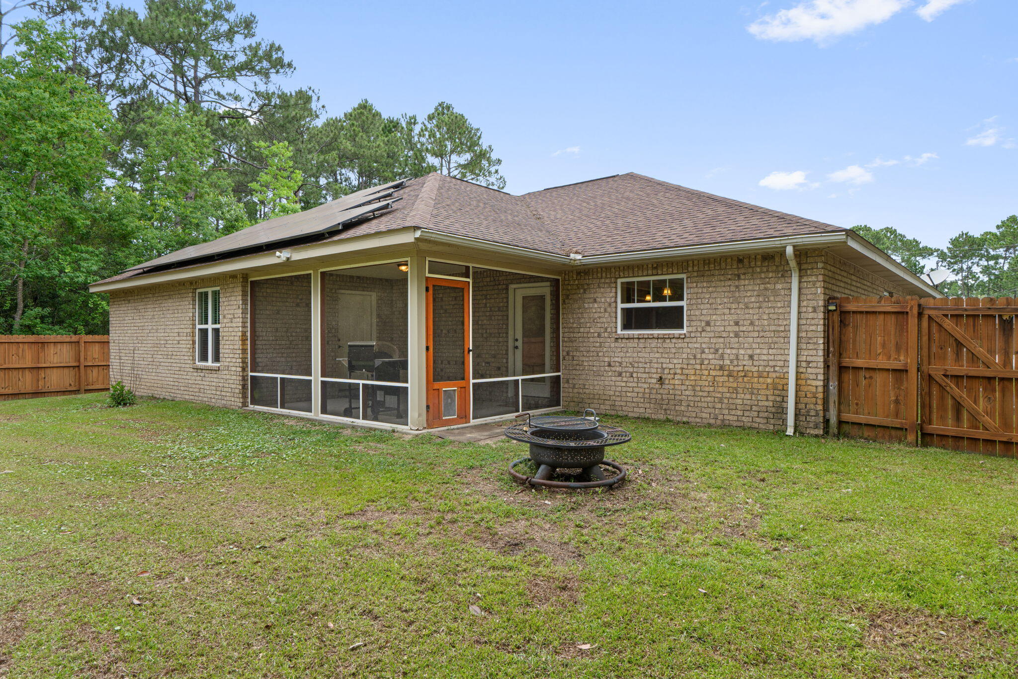 NAVARRE S/D 2ND ADDN - Residential
