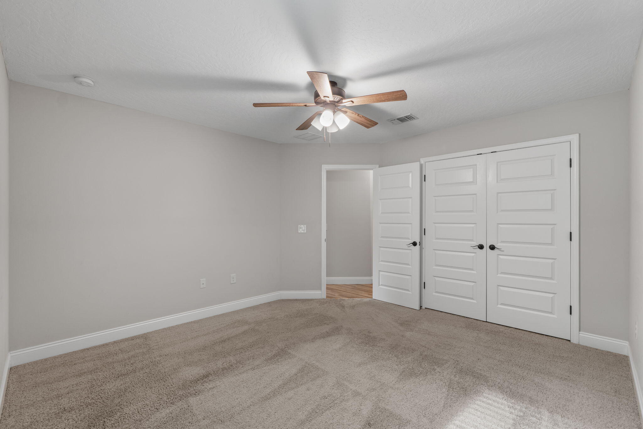 NAVARRE S/D 2ND ADDN - Residential