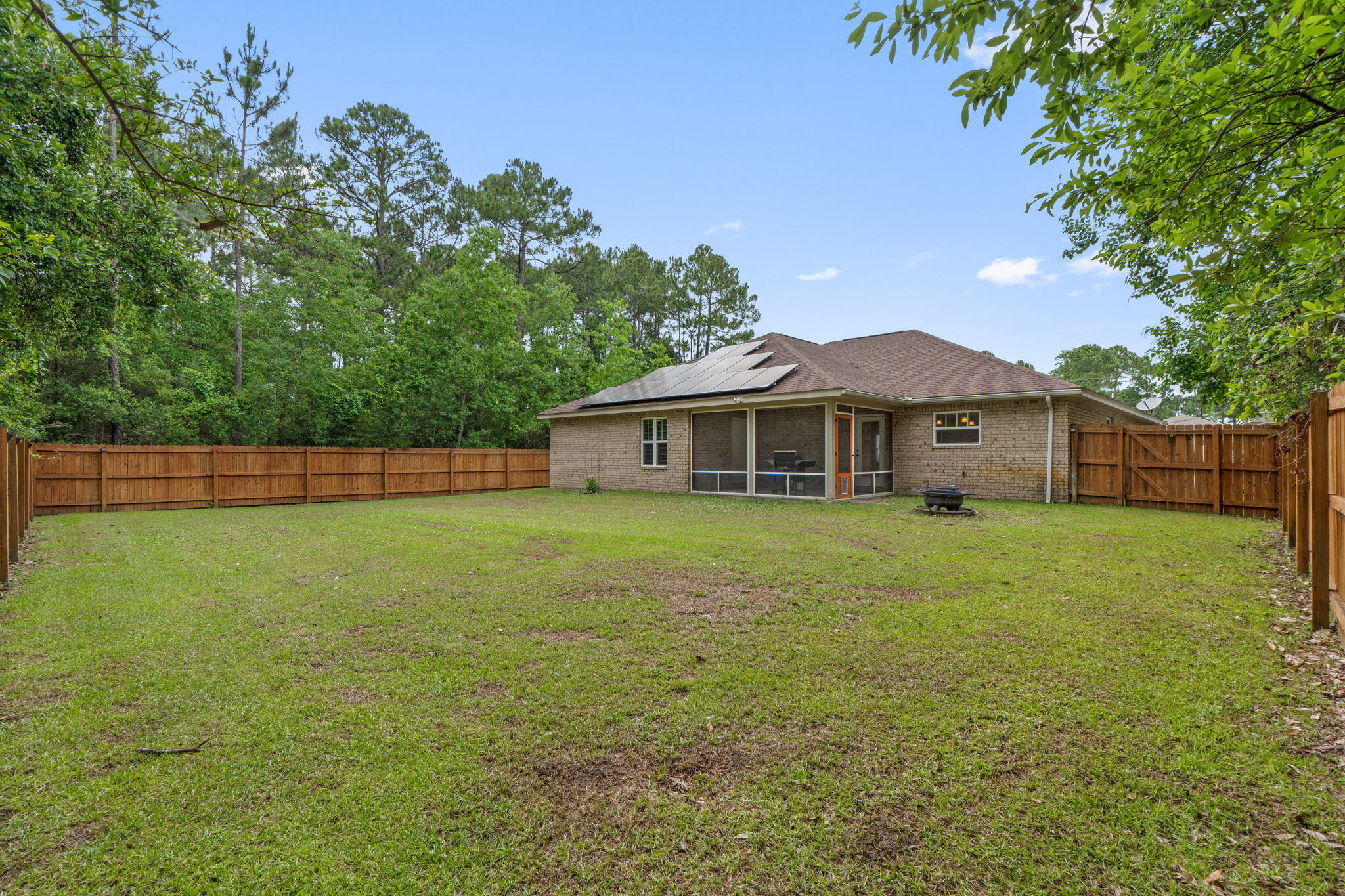 NAVARRE S/D 2ND ADDN - Residential