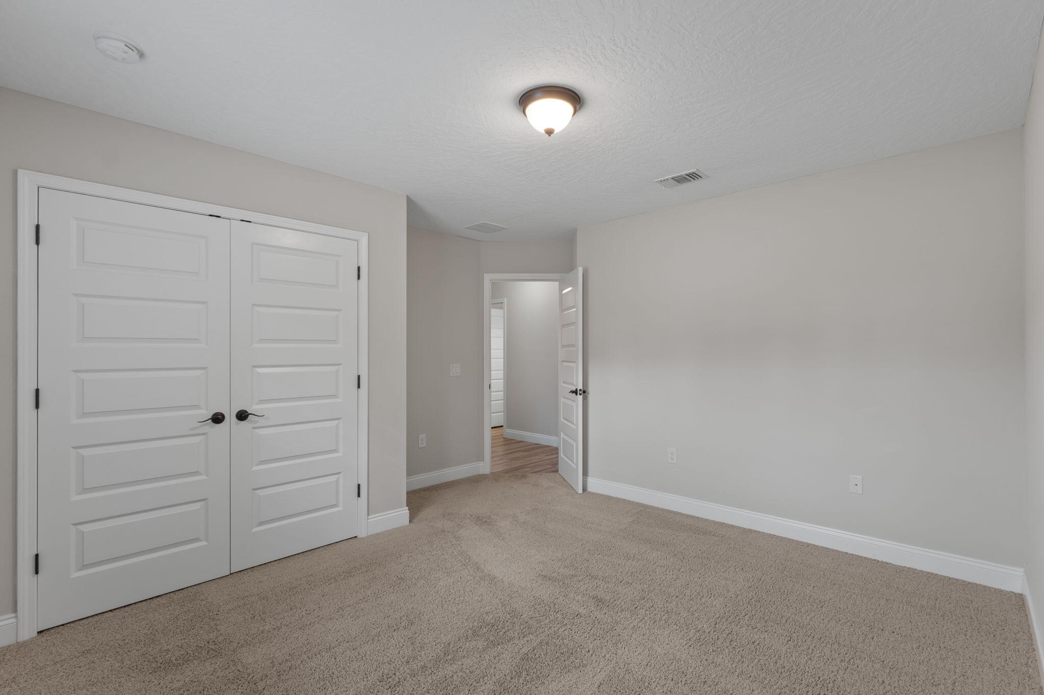 NAVARRE S/D 2ND ADDN - Residential
