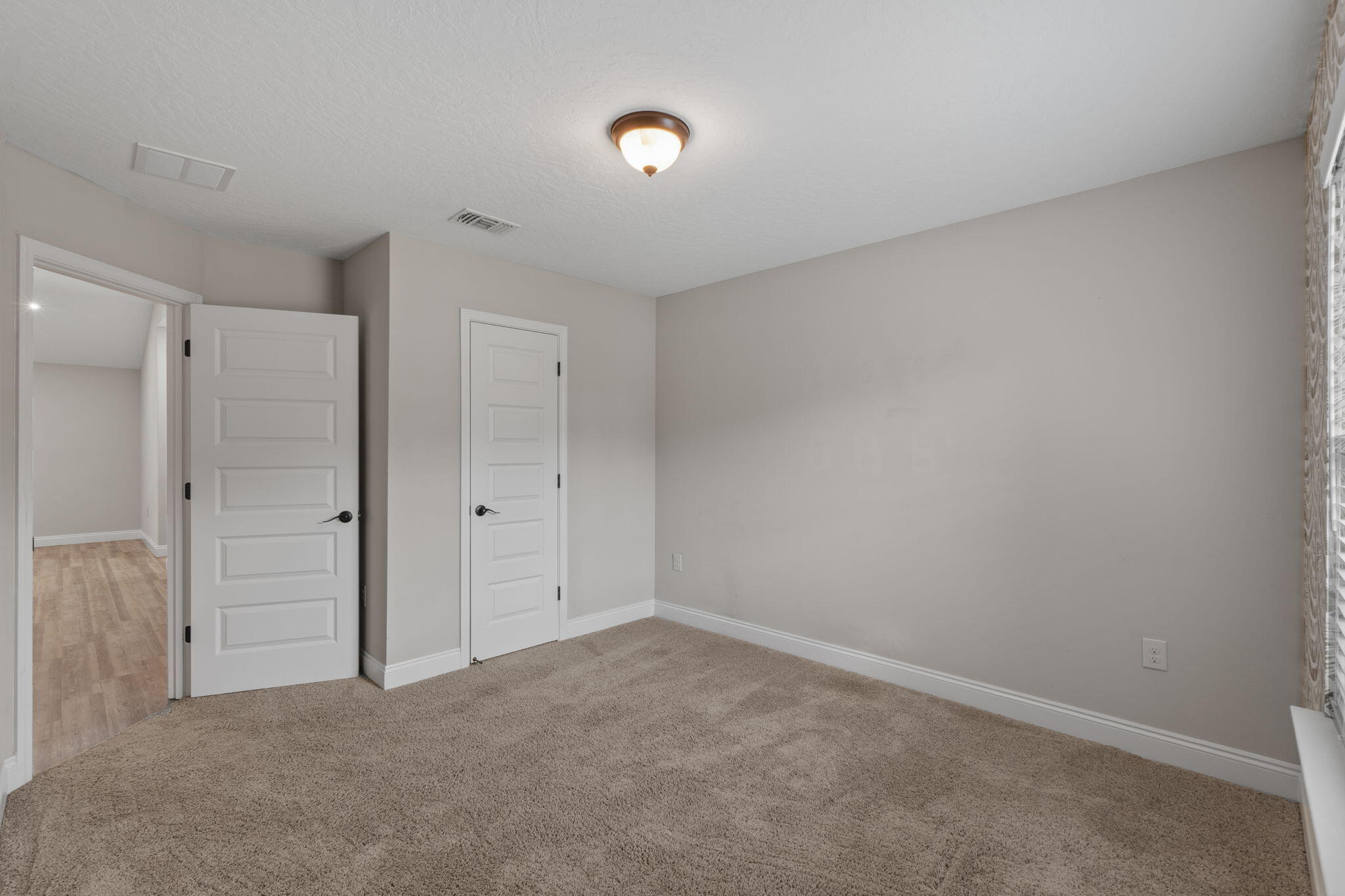 NAVARRE S/D 2ND ADDN - Residential