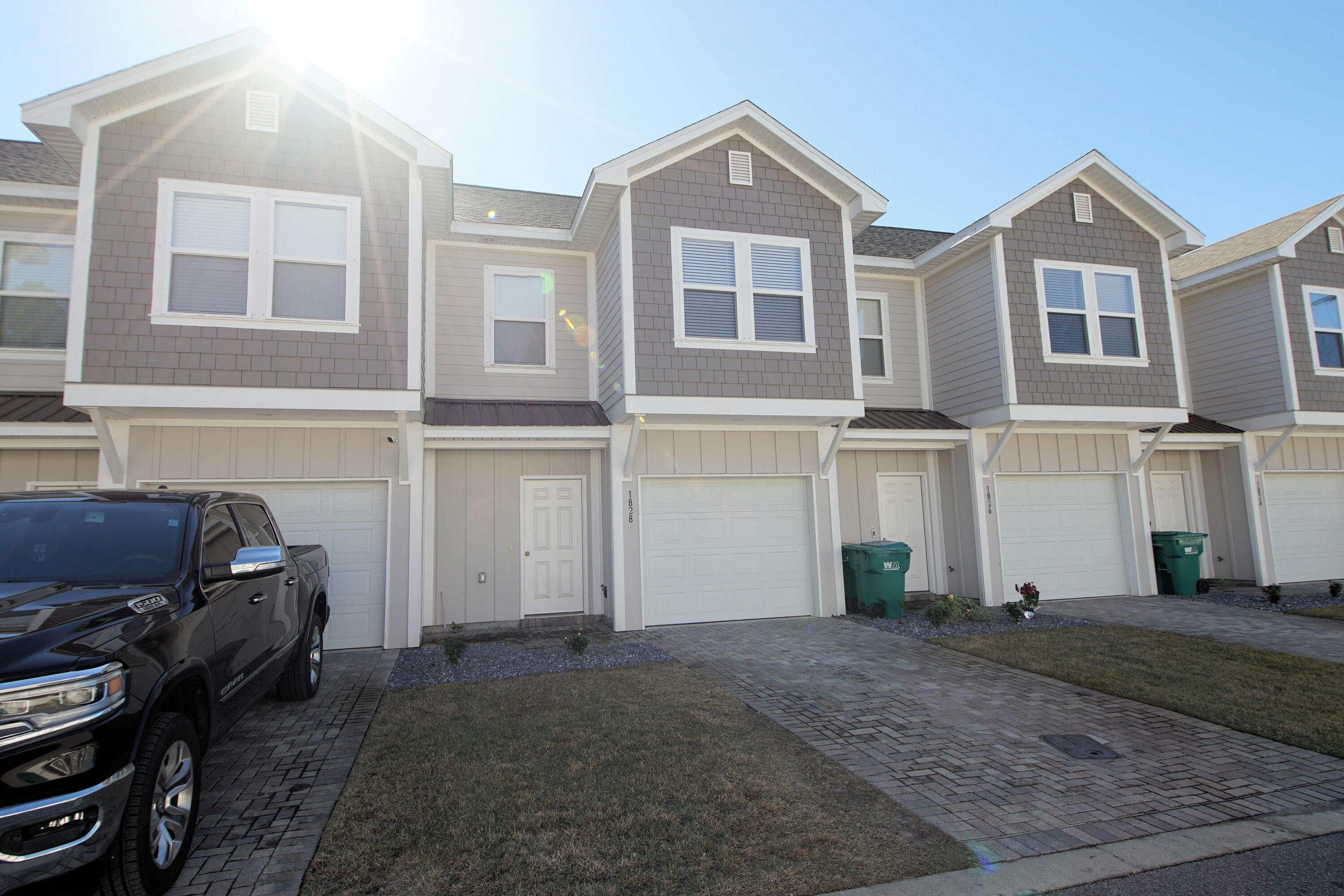 Stable Lanes - Residential Lease