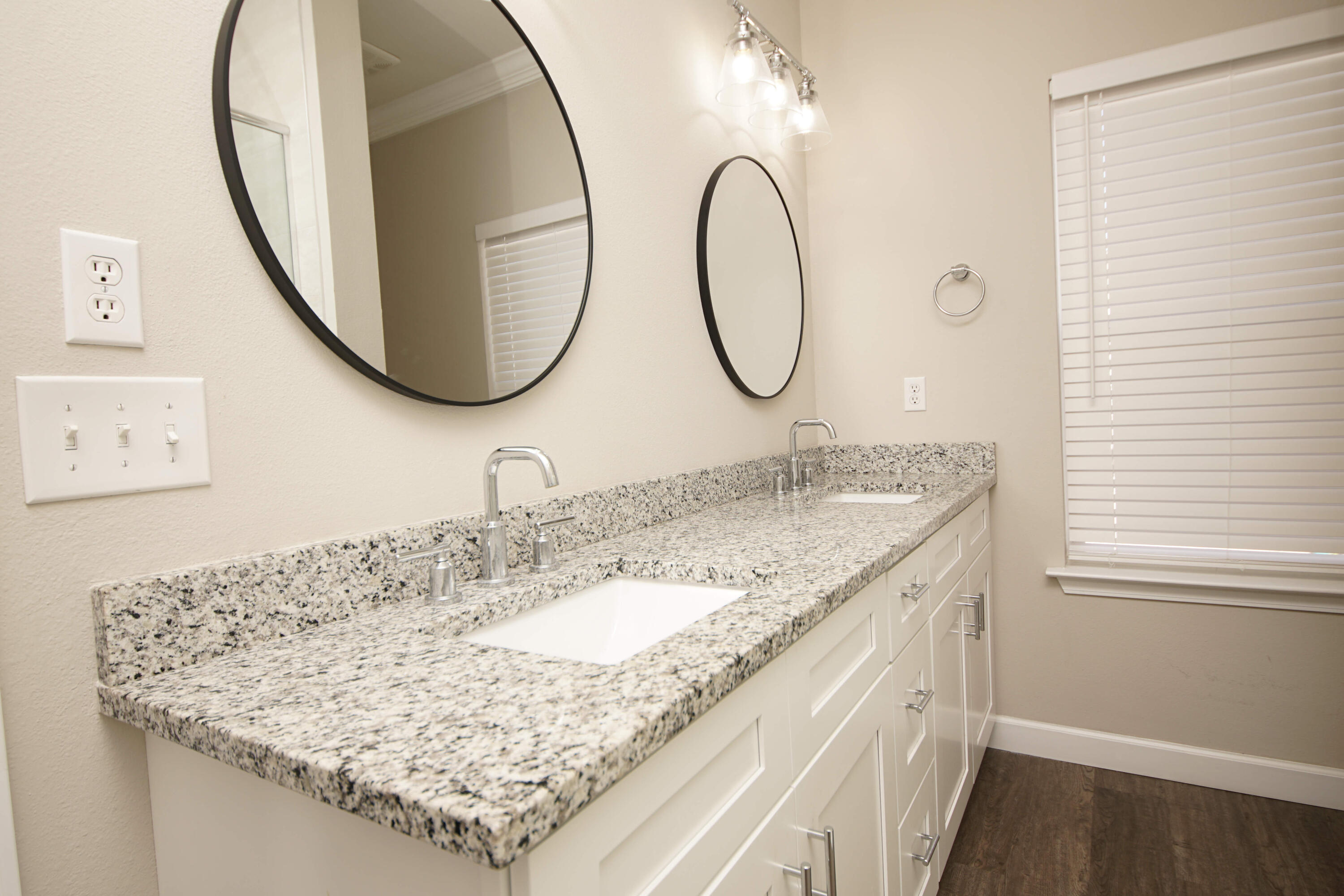 Stable Lanes - Residential Lease