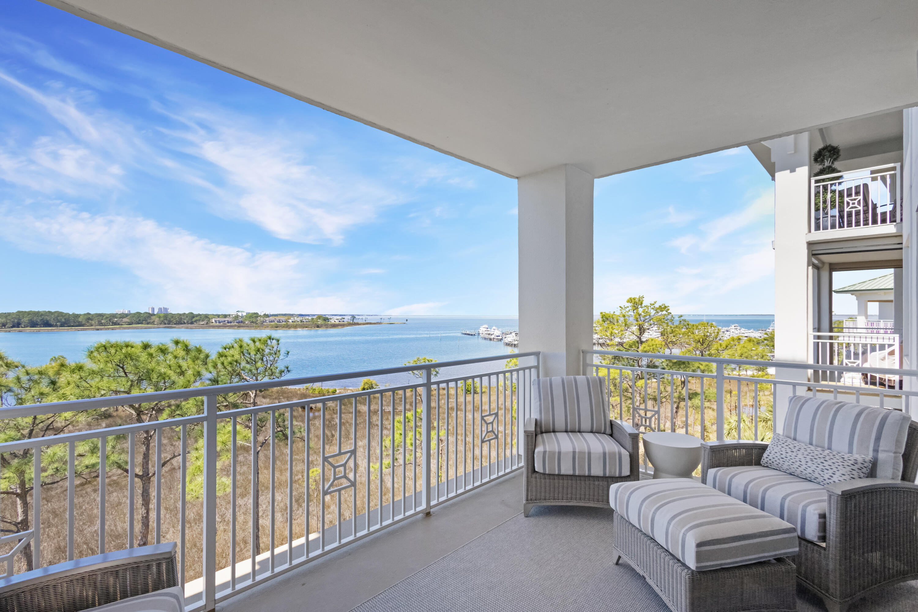 ANCHORAGE AT SANDESTIN THE - Residential Lease