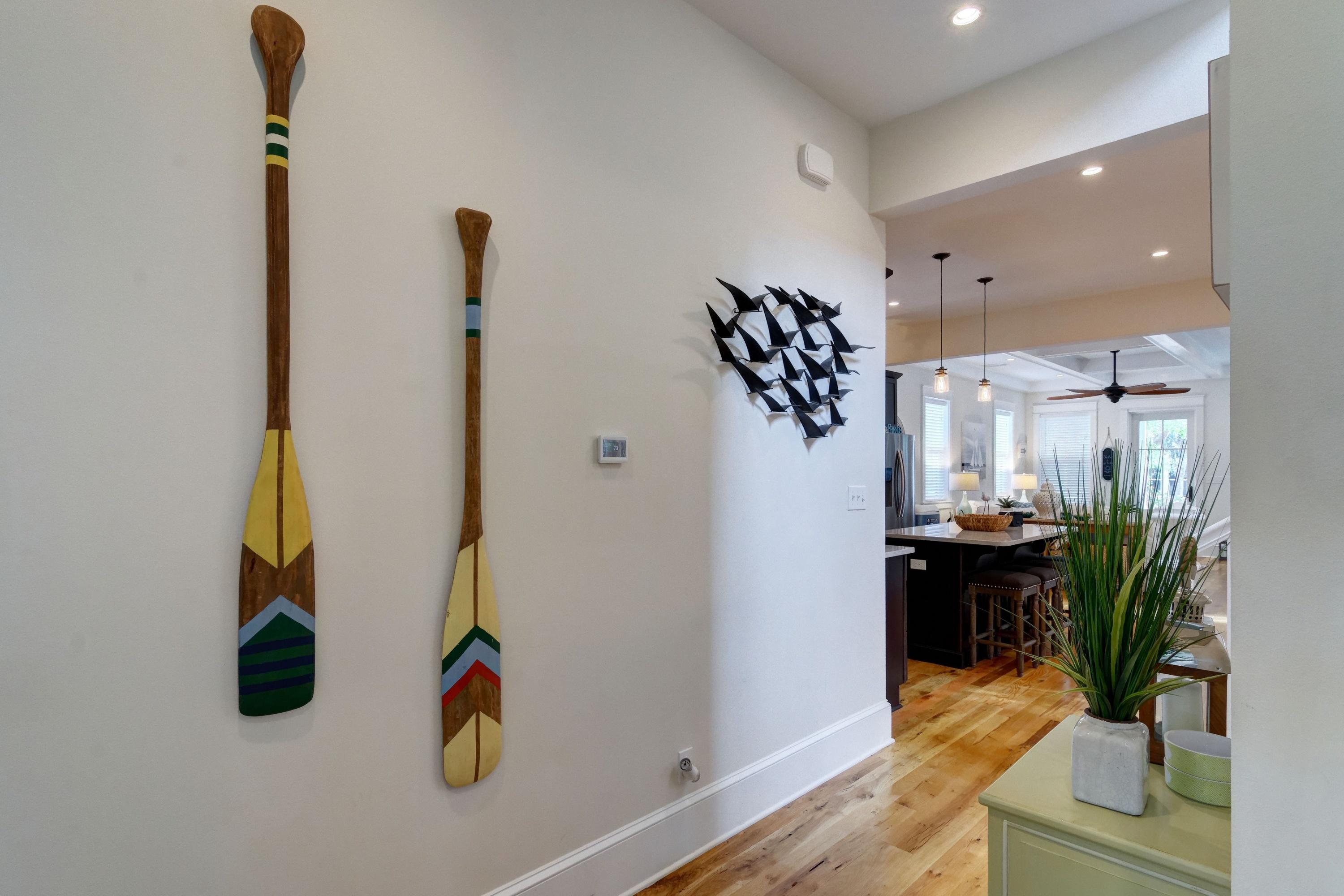 COTTAGES AT EASTERN LAKE - Residential