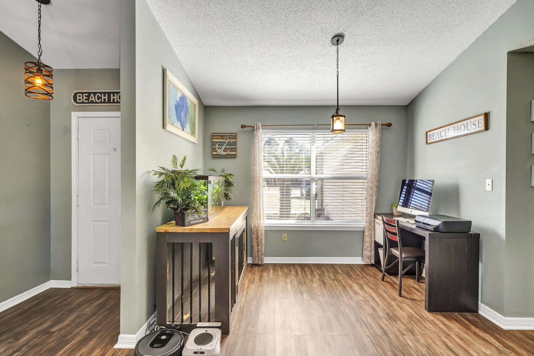 HOLLEY BY THE SEA - Residential