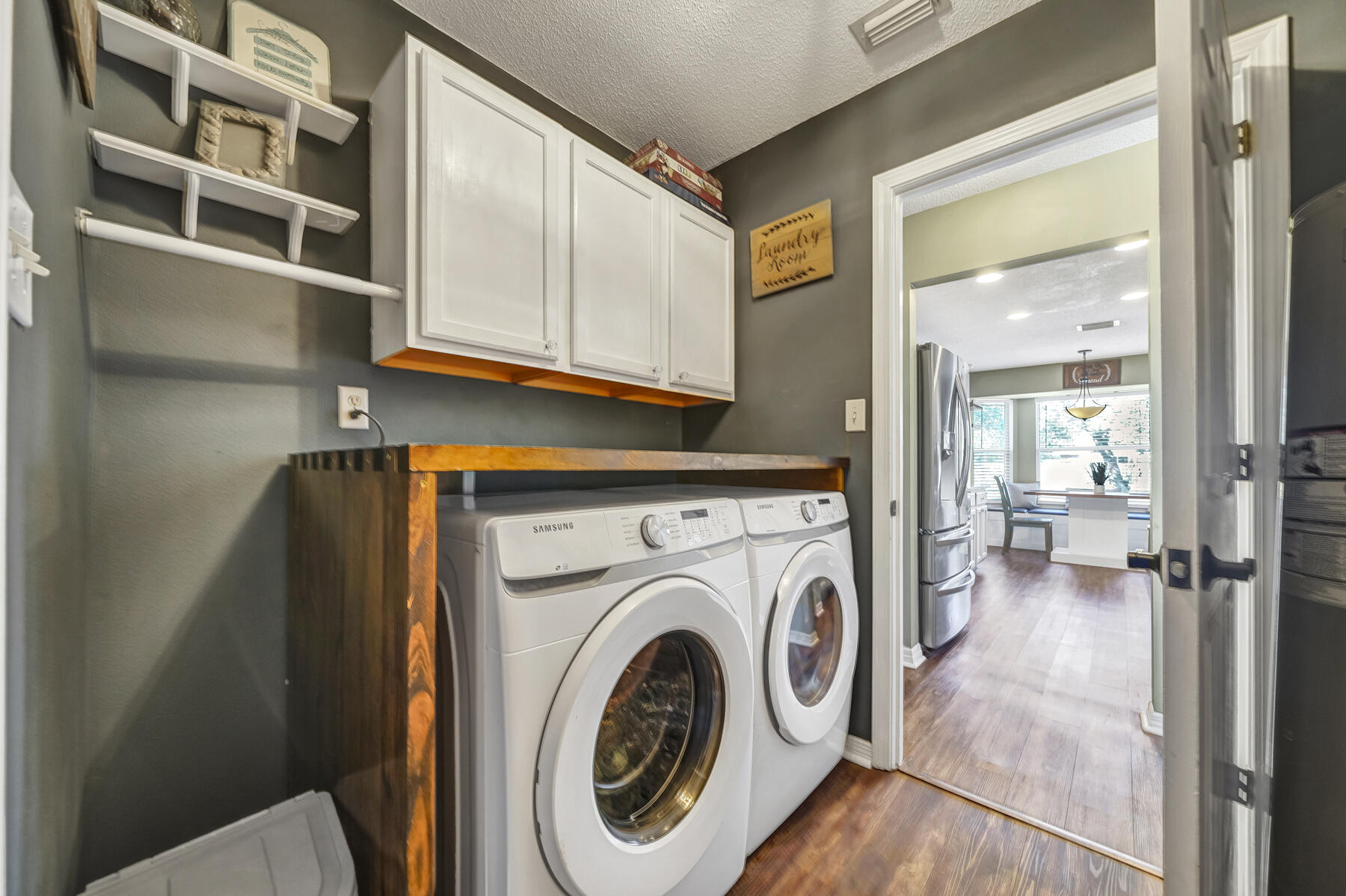 HOLLEY BY THE SEA - Residential