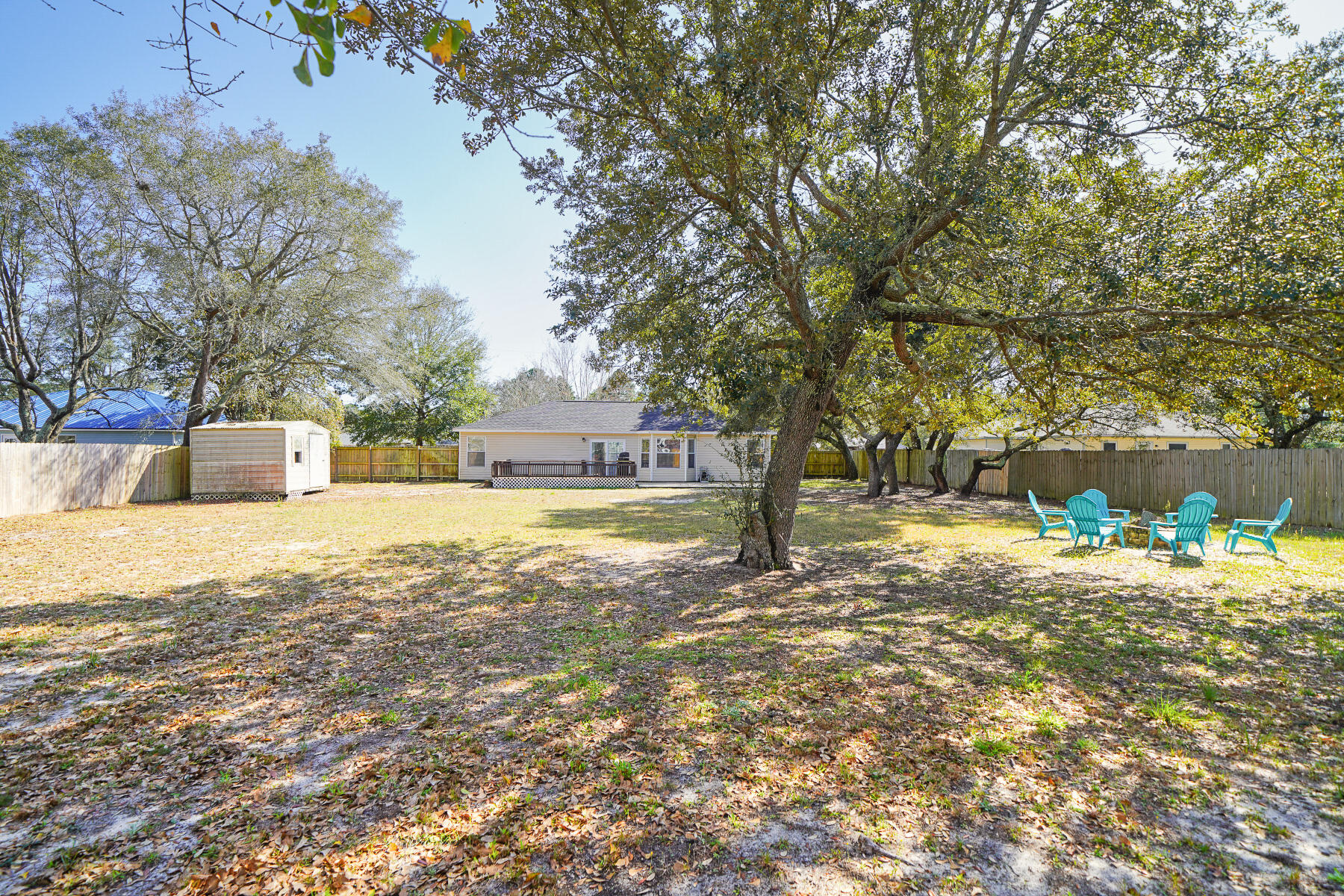 HOLLEY BY THE SEA - Residential