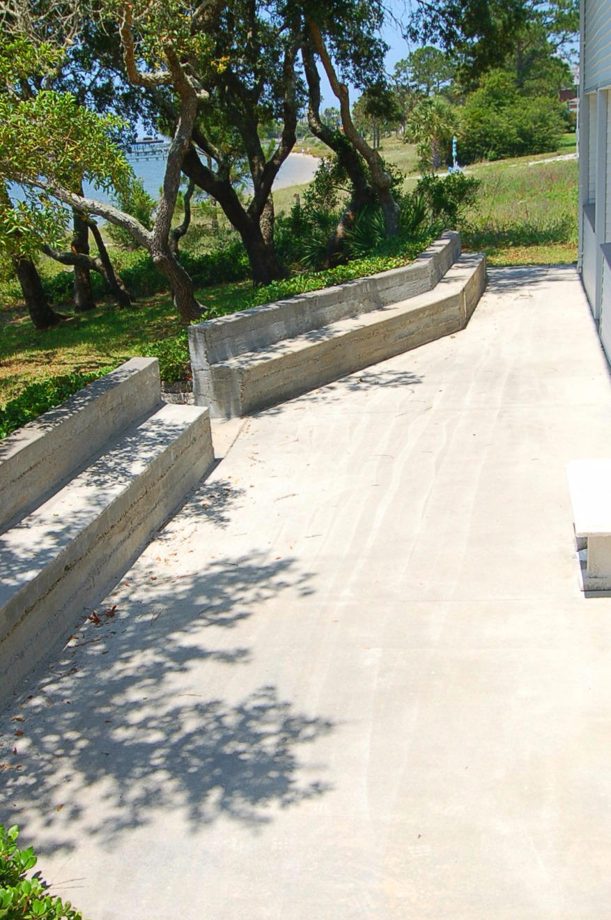 FOREST SHORES - Residential