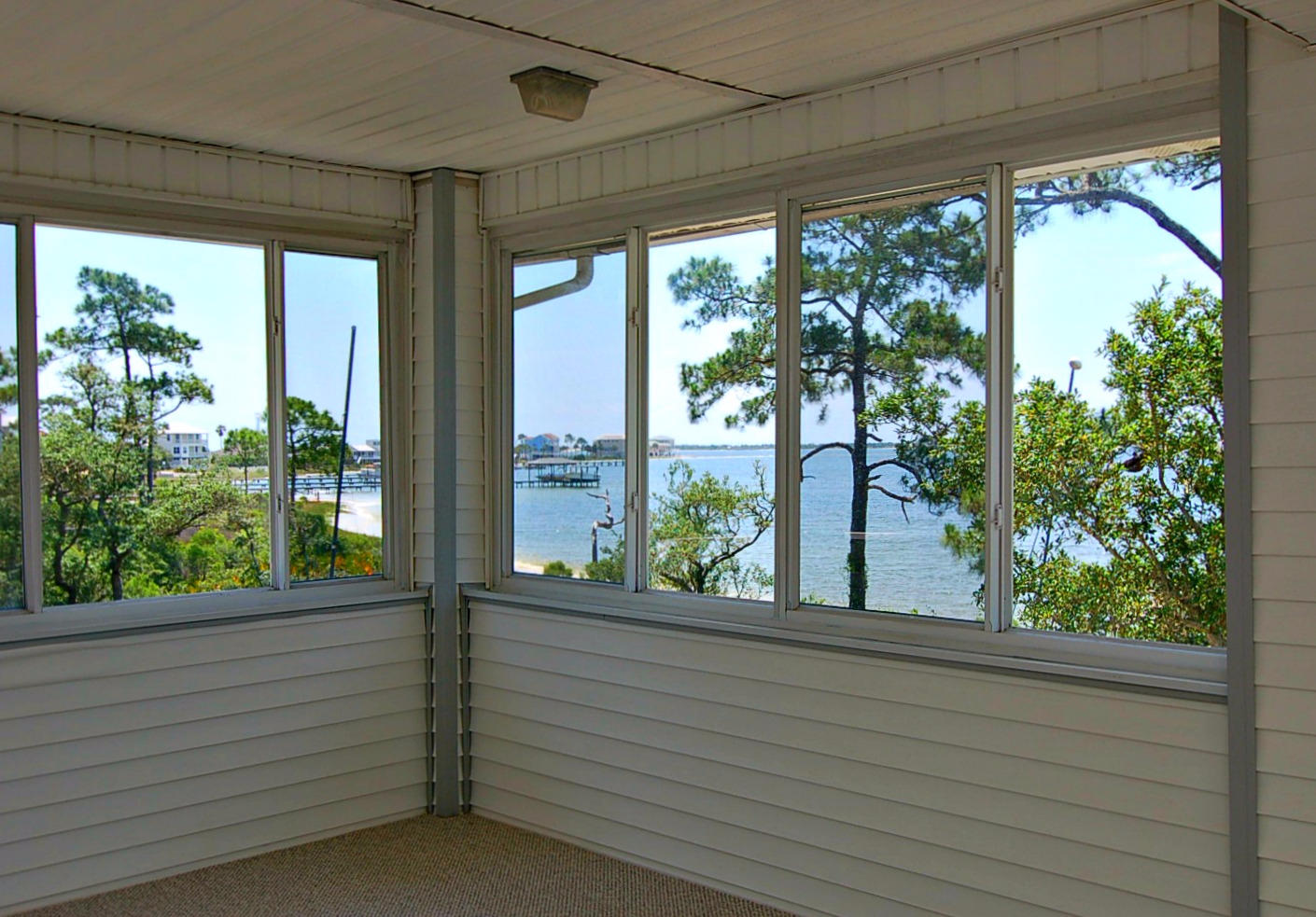 FOREST SHORES - Residential