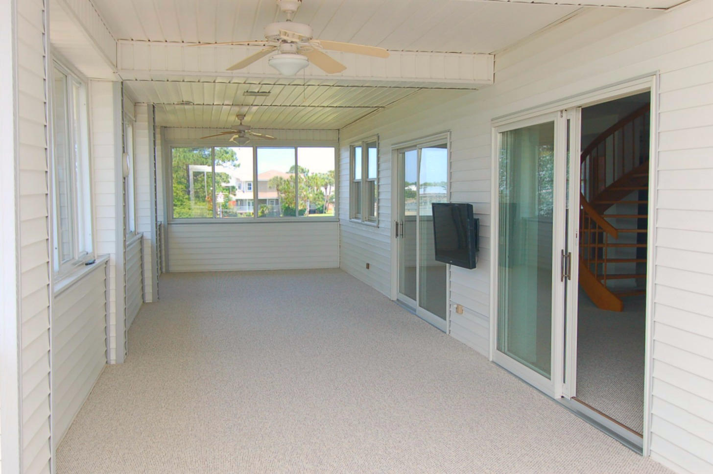 FOREST SHORES - Residential