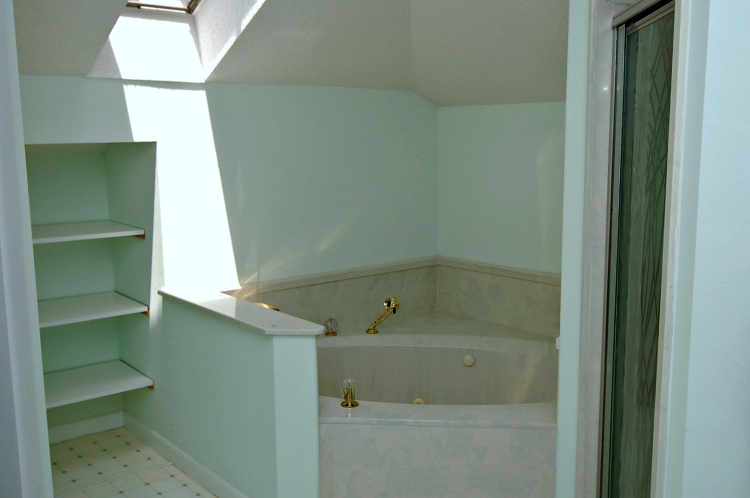 FOREST SHORES - Residential